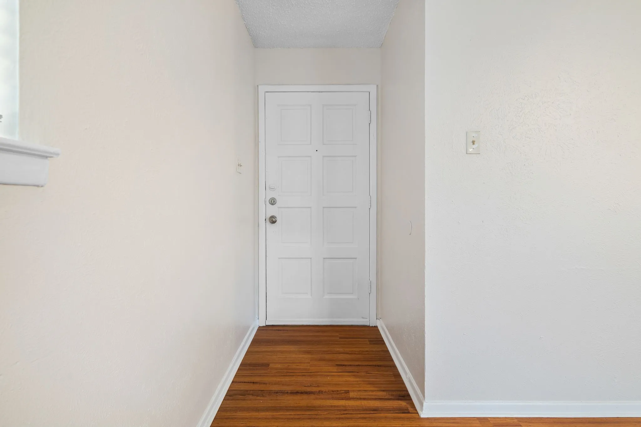 Quadruplex For Rent in Tarrant County , 726 E Pecan Street, Hurst, Texas 76053, 1 Bedroom, 1 Bathroom, Garage spaces, 788 Sqft, built in 1971, mls#21391321, Real Estate Agent in Hurst, Homes For Rent in Tarrant county, Homes For Rent in Hurst, Realtor in Hurst Texas, Real Estate Brokerage Independent Realty Texas, Luminita Cordes Realtor