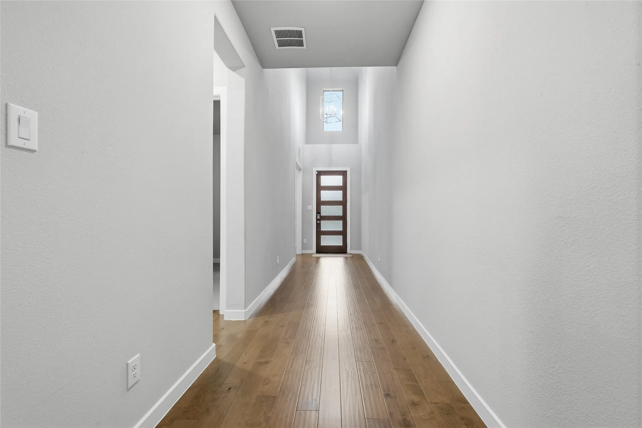 Single Family Residence For Sale in Denton County , 3681 Hollow Pine Drive, Frisco, Texas 75033, 4 Bedroom, 3 Bathroom, 2 Garage spaces, 3,186 Sqft, built in 2022, mls#21391324, Real Estate Agent in Frisco, Homes For Sale in Denton county, Homes For Sale in Frisco, Realtor in Frisco Texas, Real Estate Brokerage Independent Realty Texas, Luminita Cordes Realtor