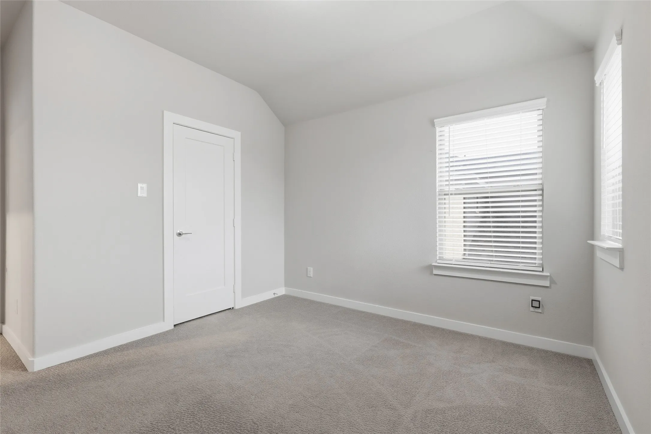 Single Family Residence For Sale in Denton County , 3681 Hollow Pine Drive, Frisco, Texas 75033, 4 Bedroom, 3 Bathroom, 2 Garage spaces, 3,186 Sqft, built in 2022, mls#21391324, Real Estate Agent in Frisco, Homes For Sale in Denton county, Homes For Sale in Frisco, Realtor in Frisco Texas, Real Estate Brokerage Independent Realty Texas, Luminita Cordes Realtor