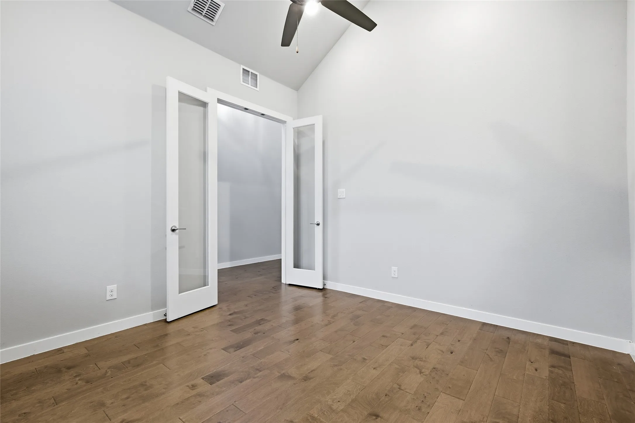 Single Family Residence For Sale in Denton County , 3681 Hollow Pine Drive, Frisco, Texas 75033, 4 Bedroom, 3 Bathroom, 2 Garage spaces, 3,186 Sqft, built in 2022, mls#21391324, Real Estate Agent in Frisco, Homes For Sale in Denton county, Homes For Sale in Frisco, Realtor in Frisco Texas, Real Estate Brokerage Independent Realty Texas, Luminita Cordes Realtor