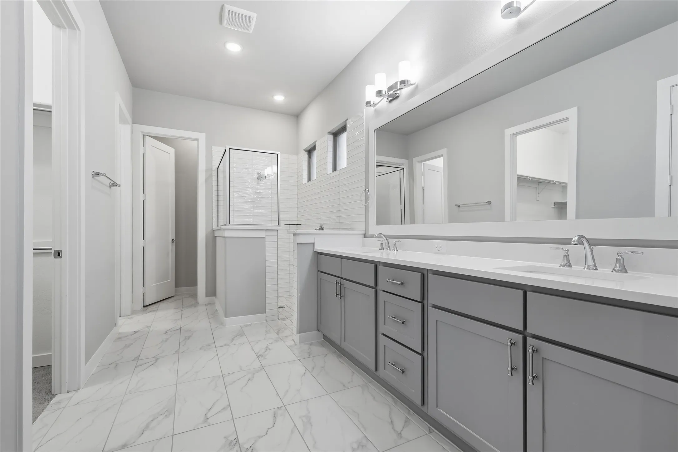 Single Family Residence For Sale in Denton County , 3681 Hollow Pine Drive, Frisco, Texas 75033, 4 Bedroom, 3 Bathroom, 2 Garage spaces, 3,186 Sqft, built in 2022, mls#21391324, Real Estate Agent in Frisco, Homes For Sale in Denton county, Homes For Sale in Frisco, Realtor in Frisco Texas, Real Estate Brokerage Independent Realty Texas, Luminita Cordes Realtor