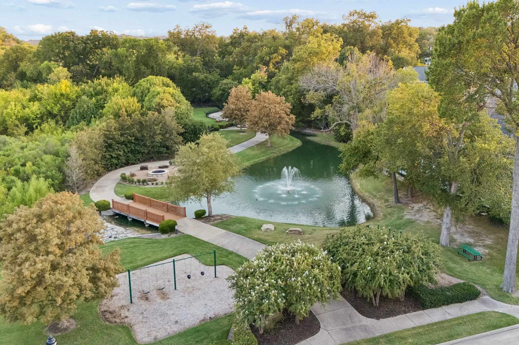 Single Family Residence For Sale in Collin County , 2221 Tremont Boulevard, Mc Kinney, Texas 75071, 4 Bedroom, 4 Bathroom, 2 Garage spaces, 2,652 Sqft, built in 2016, mls#21386296, Real Estate Agent in Mc Kinney, Homes For Sale in Collin county, Homes For Sale in Mc Kinney, Realtor in Mc Kinney Texas, Real Estate Brokerage Independent Realty Texas, Luminita Cordes Realtor