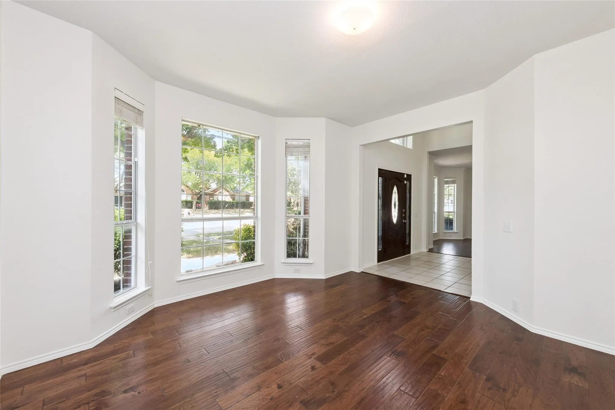 Single Family Residence For Rent in Collin County , 11443 Waterford Lane, Frisco, Texas 75035, 4 Bedroom, 3 Bathroom, 2 Garage spaces, 2,795 Sqft, built in 1999, mls#21391329, Real Estate Agent in Frisco, Homes For Rent in Collin county, Homes For Rent in Frisco, Realtor in Frisco Texas, Real Estate Brokerage Independent Realty Texas, Luminita Cordes Realtor