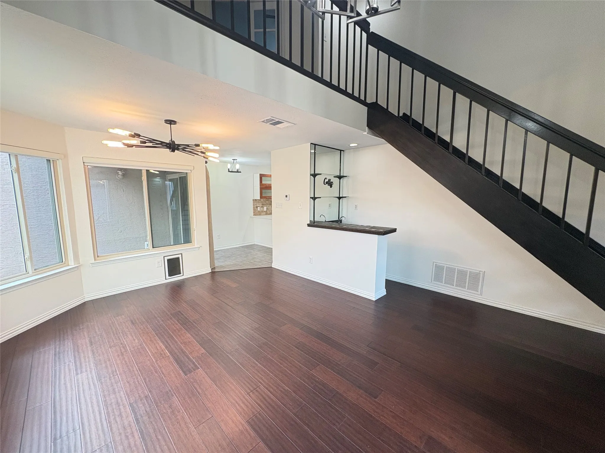 Condominium For Rent in Collin County , 4242 N Capistrano Drive 145, Dallas, Texas 75287, 2 Bedroom, 2 Bathroom, 1 Garage spaces, 1,217 Sqft, built in 1986, mls#21391332, Real Estate Agent in Dallas, Homes For Rent in Collin county, Homes For Rent in Dallas, Realtor in Dallas Texas, Real Estate Brokerage Independent Realty Texas, Luminita Cordes Realtor