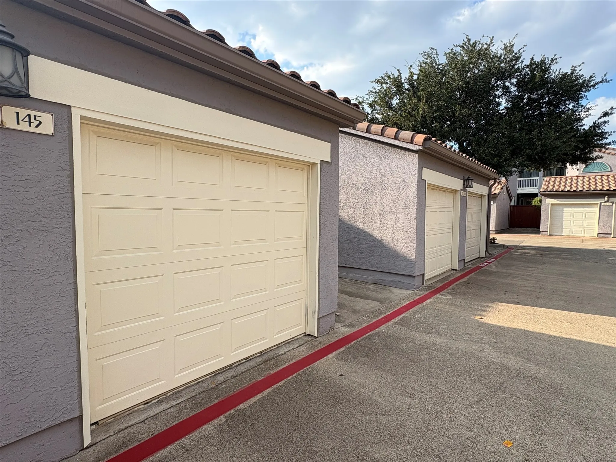 Condominium For Rent in Collin County , 4242 N Capistrano Drive 145, Dallas, Texas 75287, 2 Bedroom, 2 Bathroom, 1 Garage spaces, 1,217 Sqft, built in 1986, mls#21391332, Real Estate Agent in Dallas, Homes For Rent in Collin county, Homes For Rent in Dallas, Realtor in Dallas Texas, Real Estate Brokerage Independent Realty Texas, Luminita Cordes Realtor