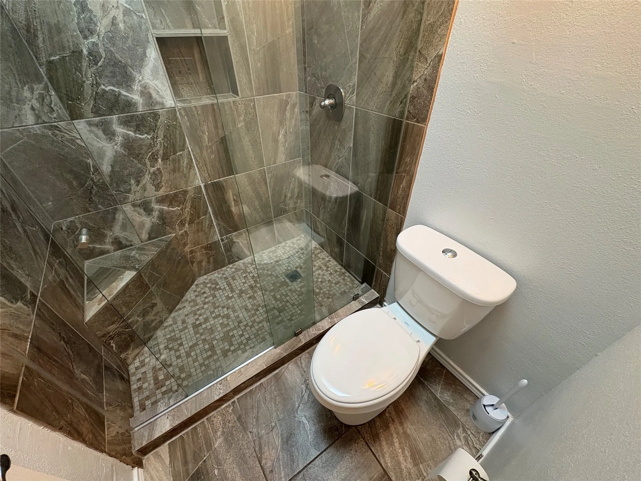 Condominium For Rent in Collin County , 4242 N Capistrano Drive 145, Dallas, Texas 75287, 2 Bedroom, 2 Bathroom, 1 Garage spaces, 1,217 Sqft, built in 1986, mls#21391332, Real Estate Agent in Dallas, Homes For Rent in Collin county, Homes For Rent in Dallas, Realtor in Dallas Texas, Real Estate Brokerage Independent Realty Texas, Luminita Cordes Realtor