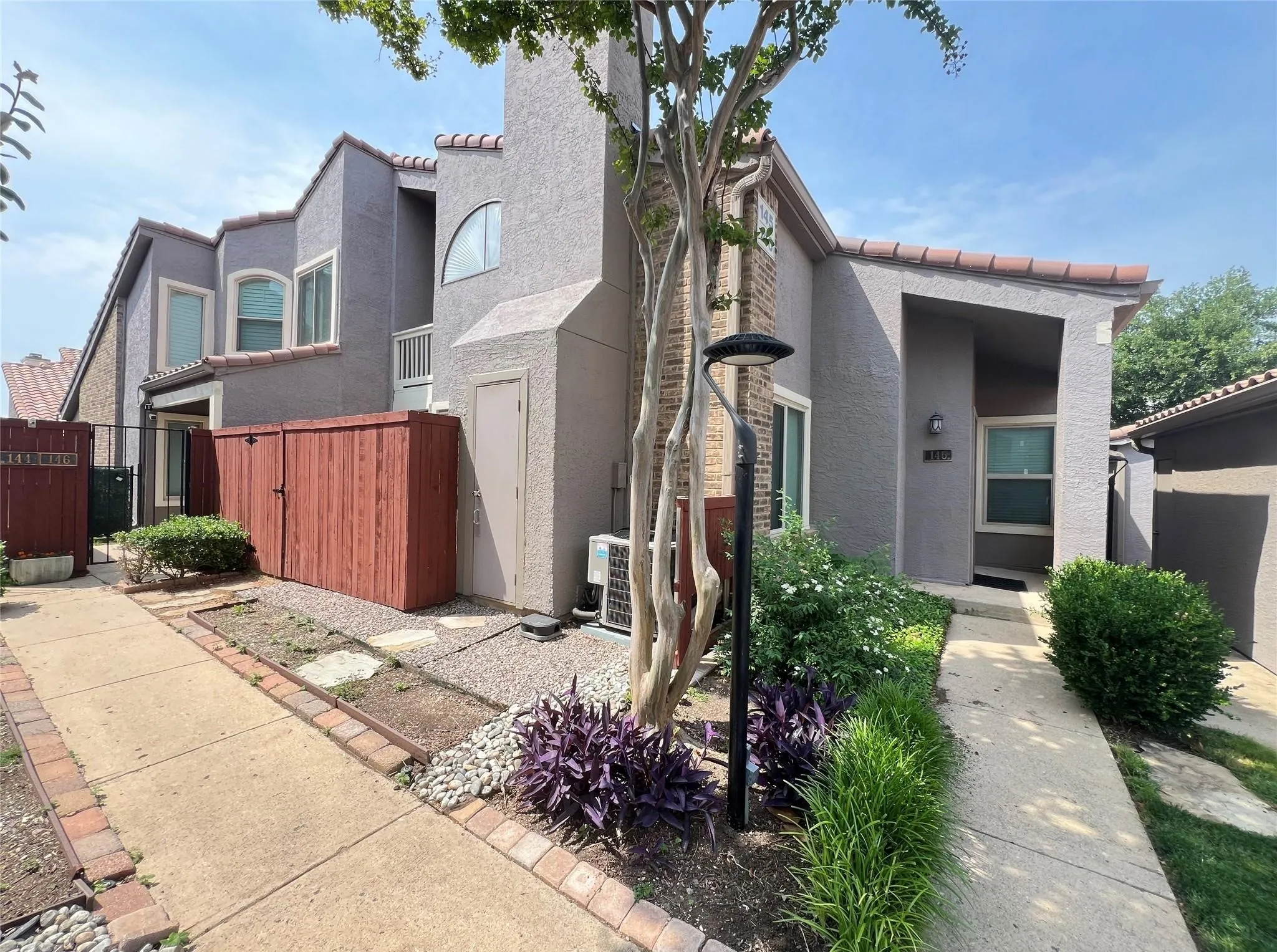 Condominium For Rent in Collin County , 4242 N Capistrano Drive 145, Dallas, Texas 75287, 2 Bedroom, 2 Bathroom, 1 Garage spaces, 1,217 Sqft, built in 1986, mls#21391332, Real Estate Agent in Dallas, Homes For Rent in Collin county, Homes For Rent in Dallas, Realtor in Dallas Texas, Real Estate Brokerage Independent Realty Texas, Luminita Cordes Realtor