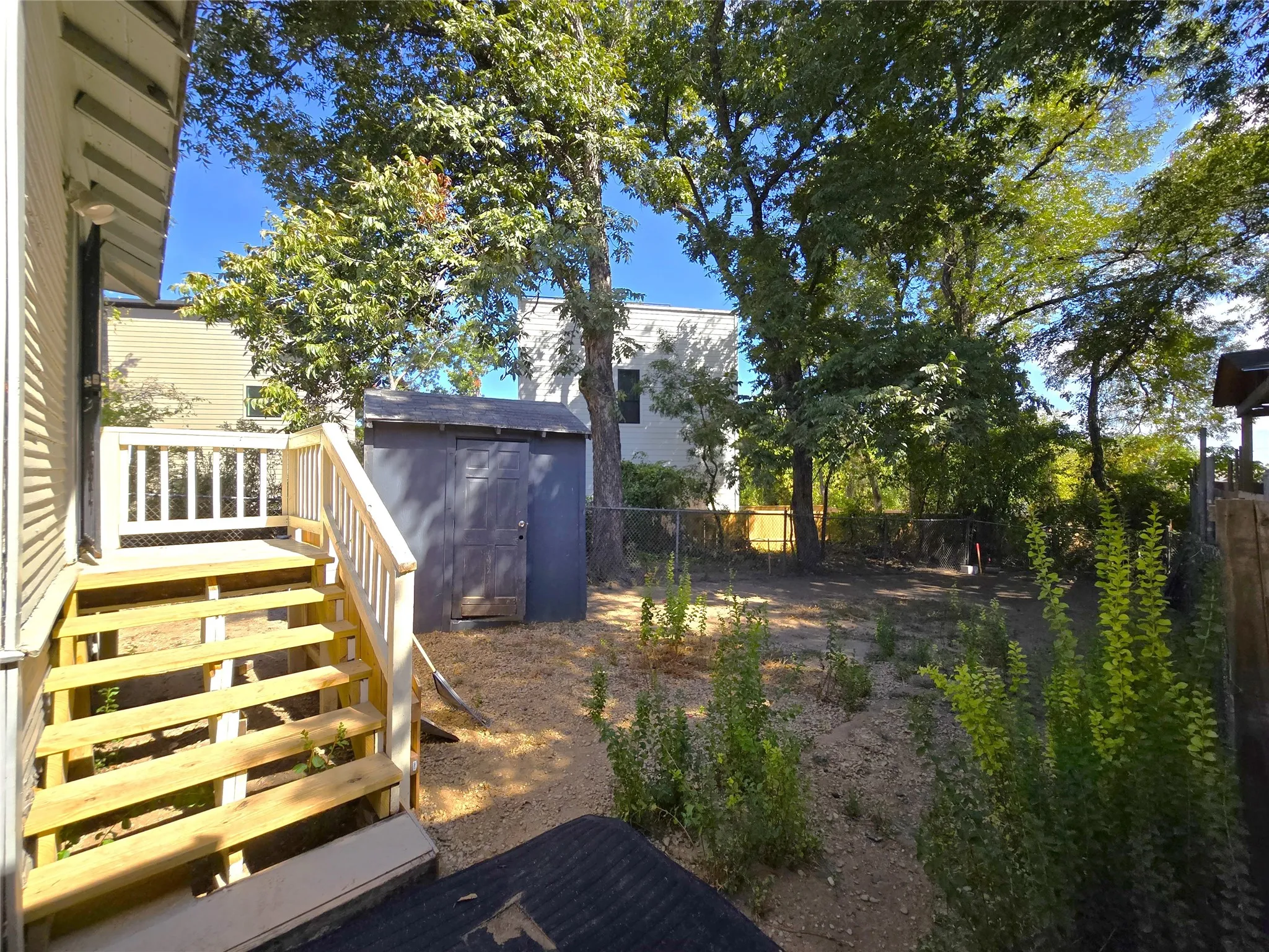 Single Family Residence For Rent in Dallas County , 1209 Hutchins Avenue, Dallas, Texas 75203, 3 Bedroom, 1 Bathroom, Garage spaces, 704 Sqft, built in 1945, mls#21391334, Real Estate Agent in Dallas, Homes For Rent in Dallas county, Homes For Rent in Dallas, Realtor in Dallas Texas, Real Estate Brokerage Independent Realty Texas, Luminita Cordes Realtor