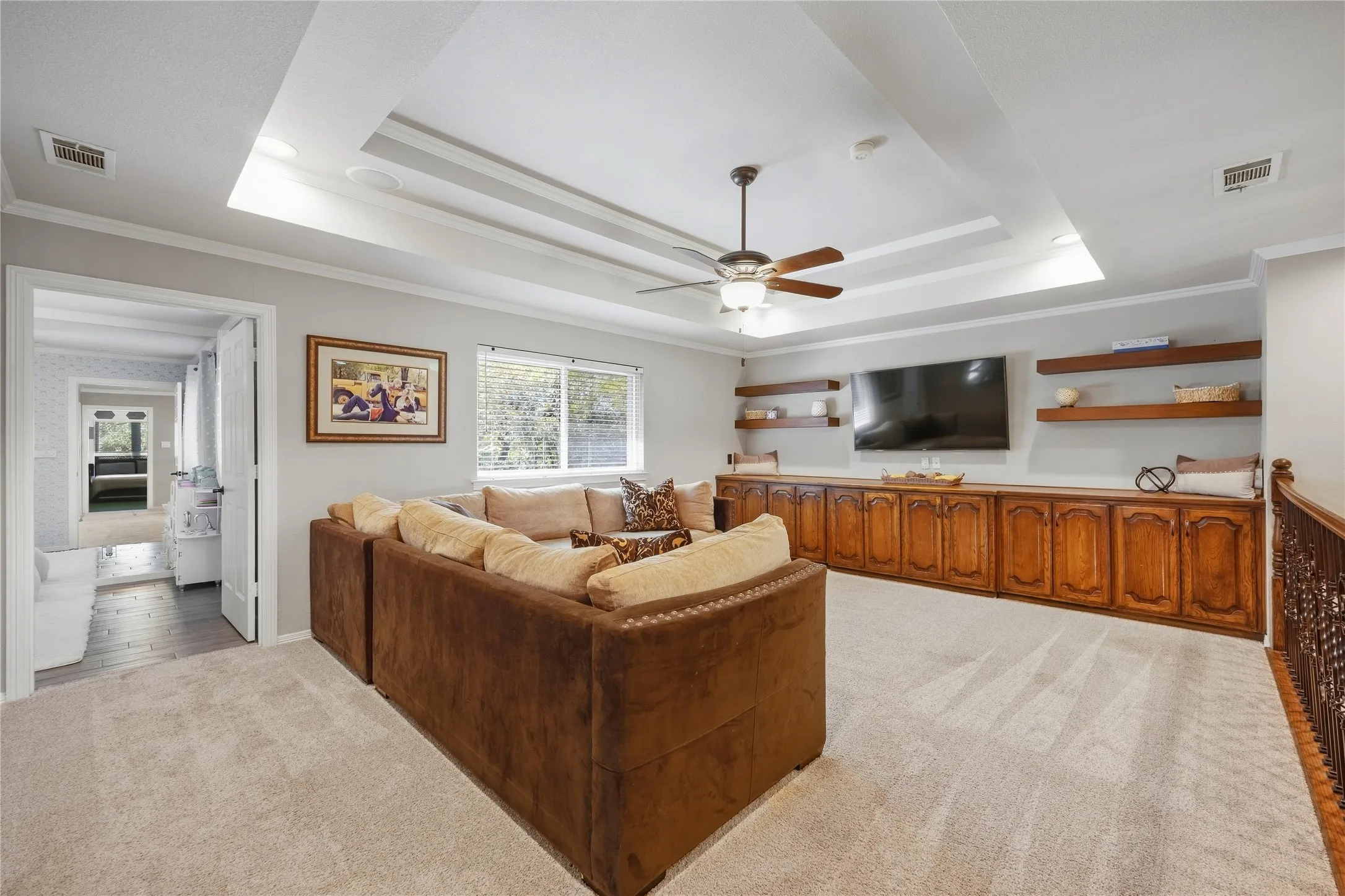 Single Family Residence For Sale in Dallas County , 305 Brock Street, Coppell, Texas 75019, 5 Bedroom, 3 Bathroom, 2 Garage spaces, 3,621 Sqft, built in 1992, mls#21391183, Real Estate Agent in Coppell, Homes For Sale in Dallas county, Homes For Sale in Coppell, Realtor in Coppell Texas, Real Estate Brokerage Independent Realty Texas, Luminita Cordes Realtor