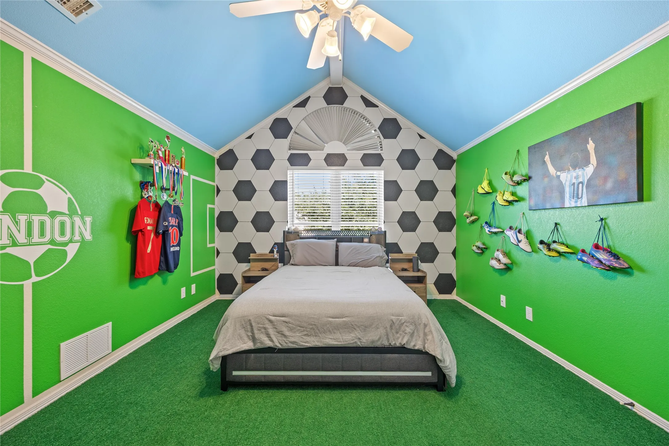 Single Family Residence For Sale in Dallas County , 305 Brock Street, Coppell, Texas 75019, 5 Bedroom, 3 Bathroom, 2 Garage spaces, 3,621 Sqft, built in 1992, mls#21391183, Real Estate Agent in Coppell, Homes For Sale in Dallas county, Homes For Sale in Coppell, Realtor in Coppell Texas, Real Estate Brokerage Independent Realty Texas, Luminita Cordes Realtor