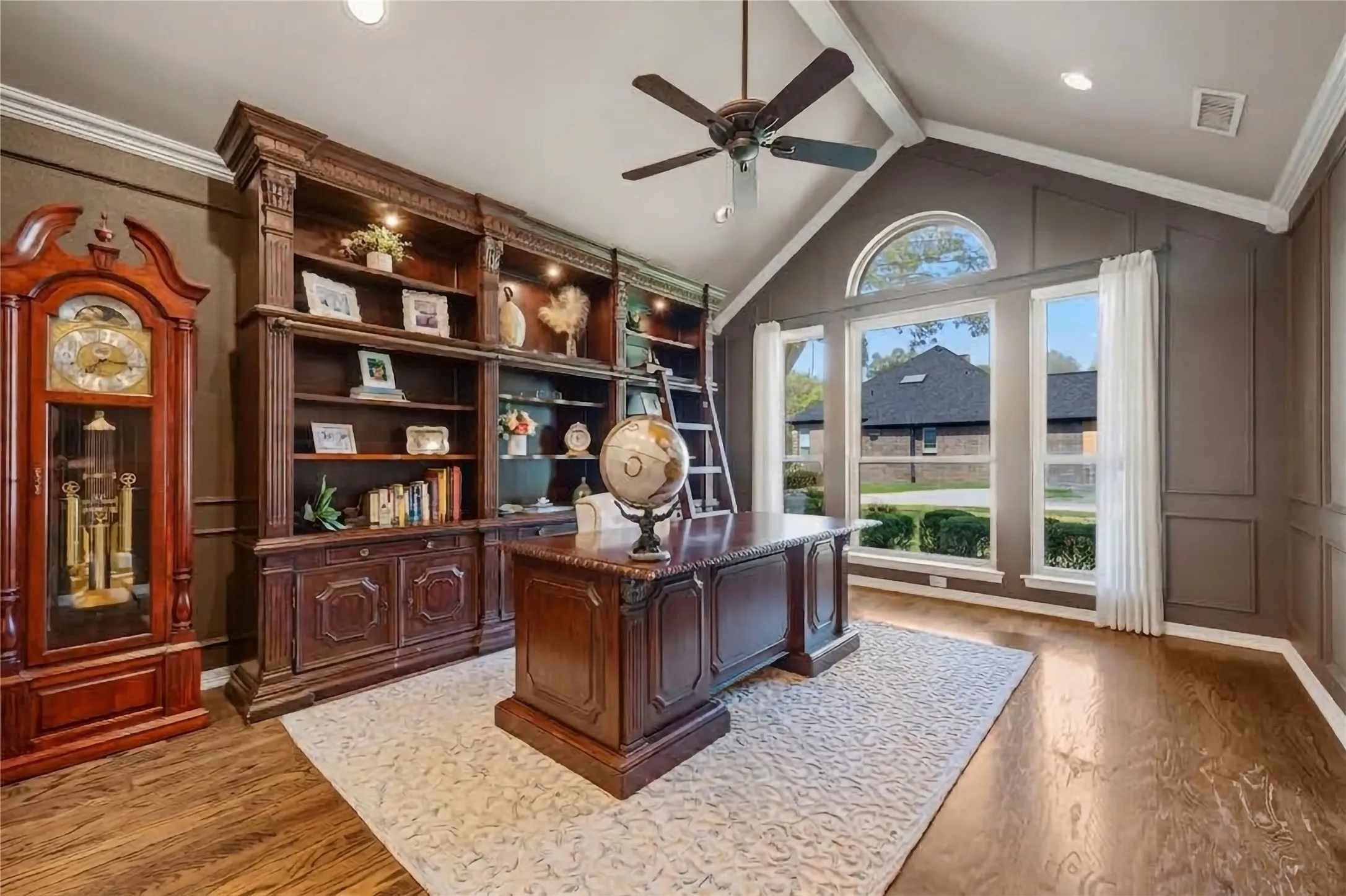 Single Family Residence For Sale in Dallas County , 305 Brock Street, Coppell, Texas 75019, 5 Bedroom, 3 Bathroom, 2 Garage spaces, 3,621 Sqft, built in 1992, mls#21391183, Real Estate Agent in Coppell, Homes For Sale in Dallas county, Homes For Sale in Coppell, Realtor in Coppell Texas, Real Estate Brokerage Independent Realty Texas, Luminita Cordes Realtor