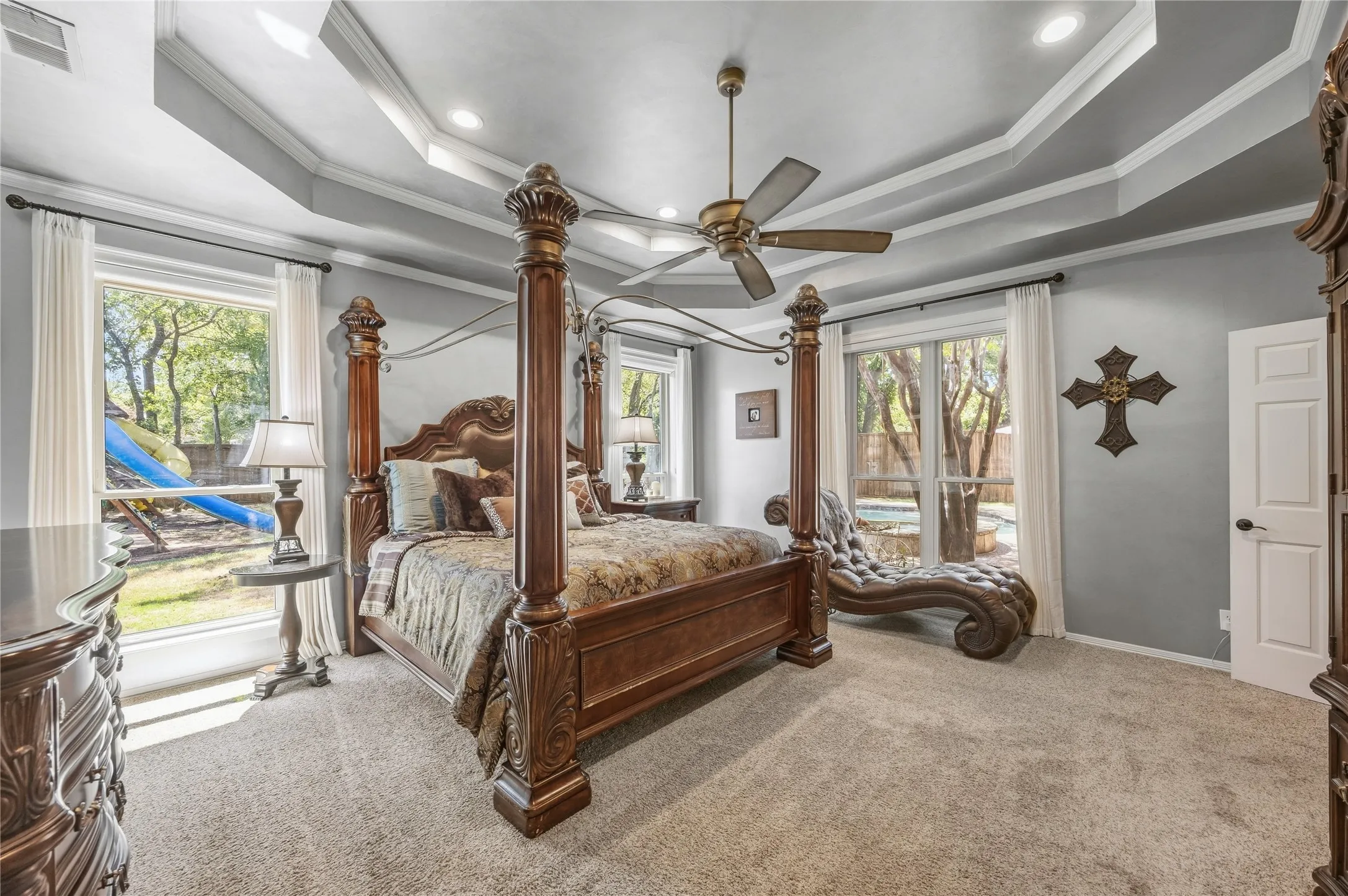 Single Family Residence For Sale in Dallas County , 305 Brock Street, Coppell, Texas 75019, 5 Bedroom, 3 Bathroom, 2 Garage spaces, 3,621 Sqft, built in 1992, mls#21391183, Real Estate Agent in Coppell, Homes For Sale in Dallas county, Homes For Sale in Coppell, Realtor in Coppell Texas, Real Estate Brokerage Independent Realty Texas, Luminita Cordes Realtor