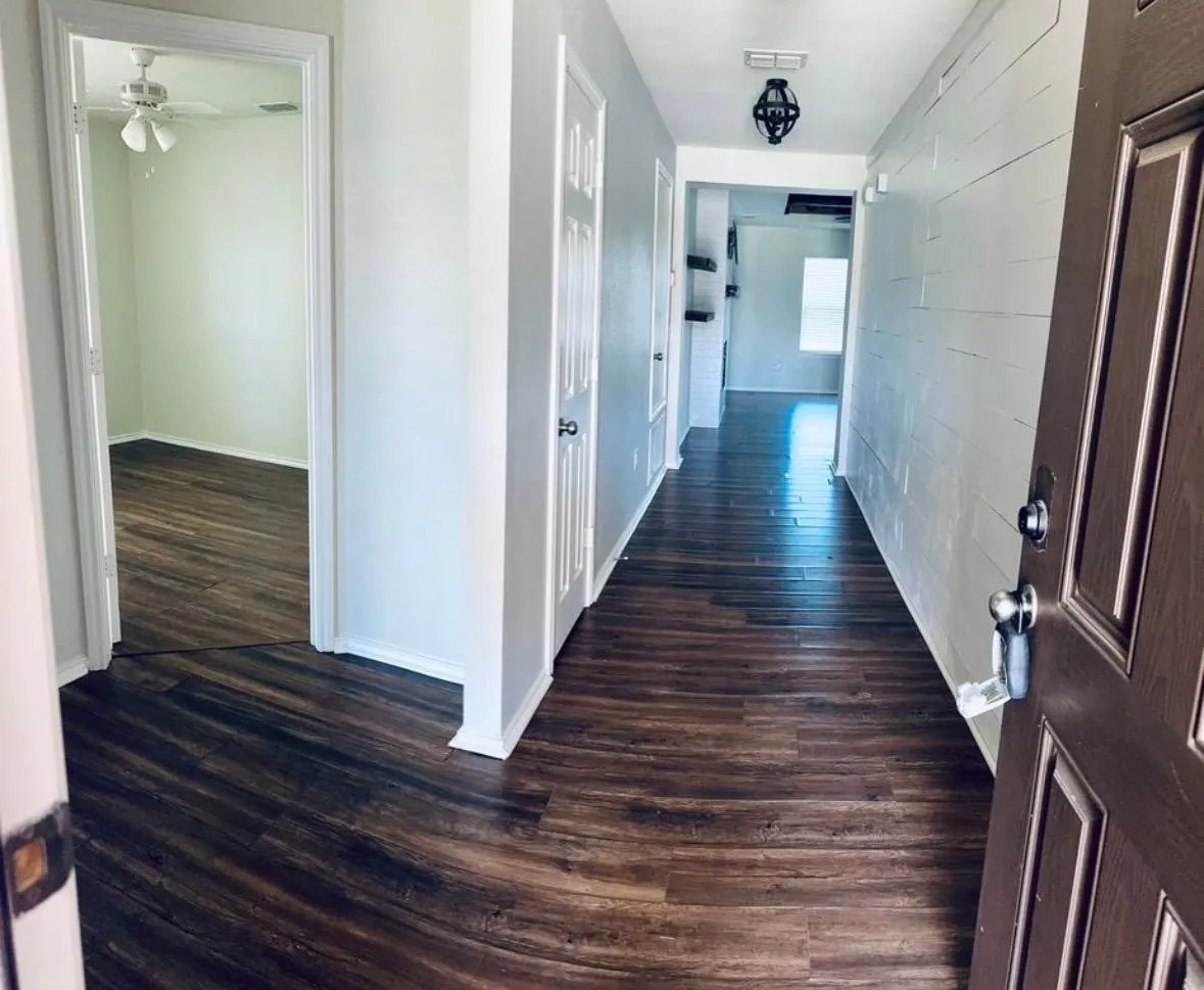 Single Family Residence For Rent in Denton County , 1709 Trace Drive, Aubrey, Texas 76227, 3 Bedroom, 2 Bathroom, 2 Garage spaces, 1,437 Sqft, built in 2018, mls#21391273, Real Estate Agent in Aubrey, Homes For Rent in Denton county, Homes For Rent in Aubrey, Realtor in Aubrey Texas, Real Estate Brokerage Independent Realty Texas, Luminita Cordes Realtor