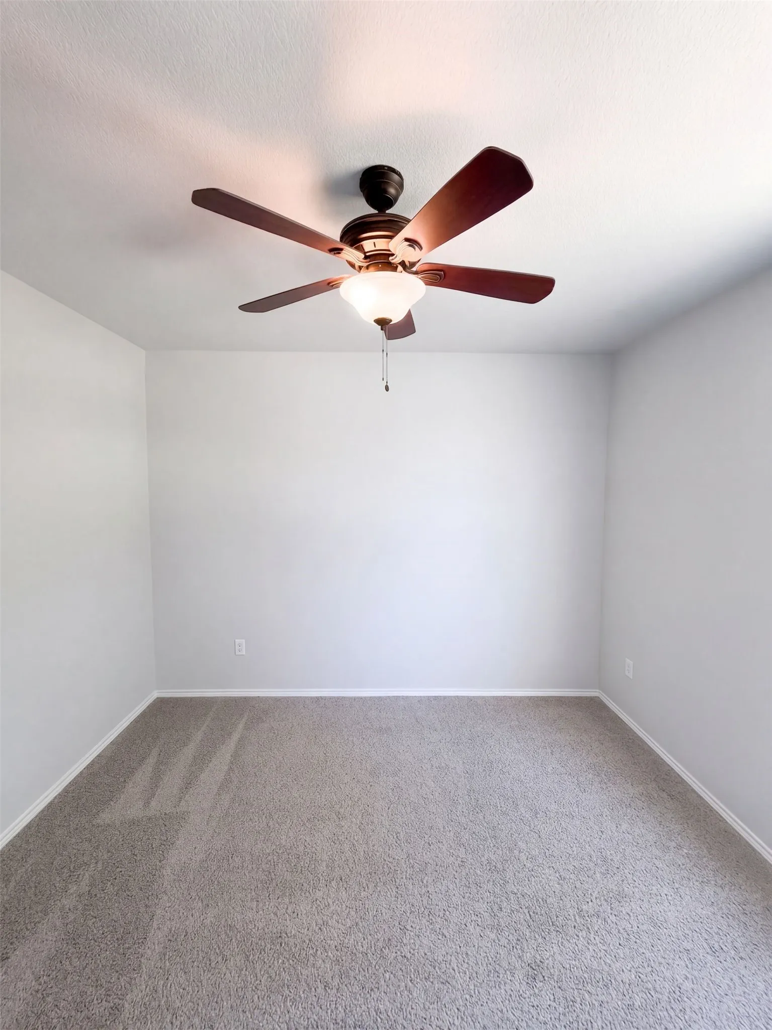 Single Family Residence For Sale in Denton County , 3029 Adrian Creek Drive, Little Elm, Texas 75068, 3 Bedroom, 2 Bathroom, 2 Garage spaces, 1,443 Sqft, built in 2016, mls#21391342, Real Estate Agent in Little Elm, Homes For Sale in Denton county, Homes For Sale in Little Elm, Realtor in Little Elm Texas, Real Estate Brokerage Independent Realty Texas, Luminita Cordes Realtor