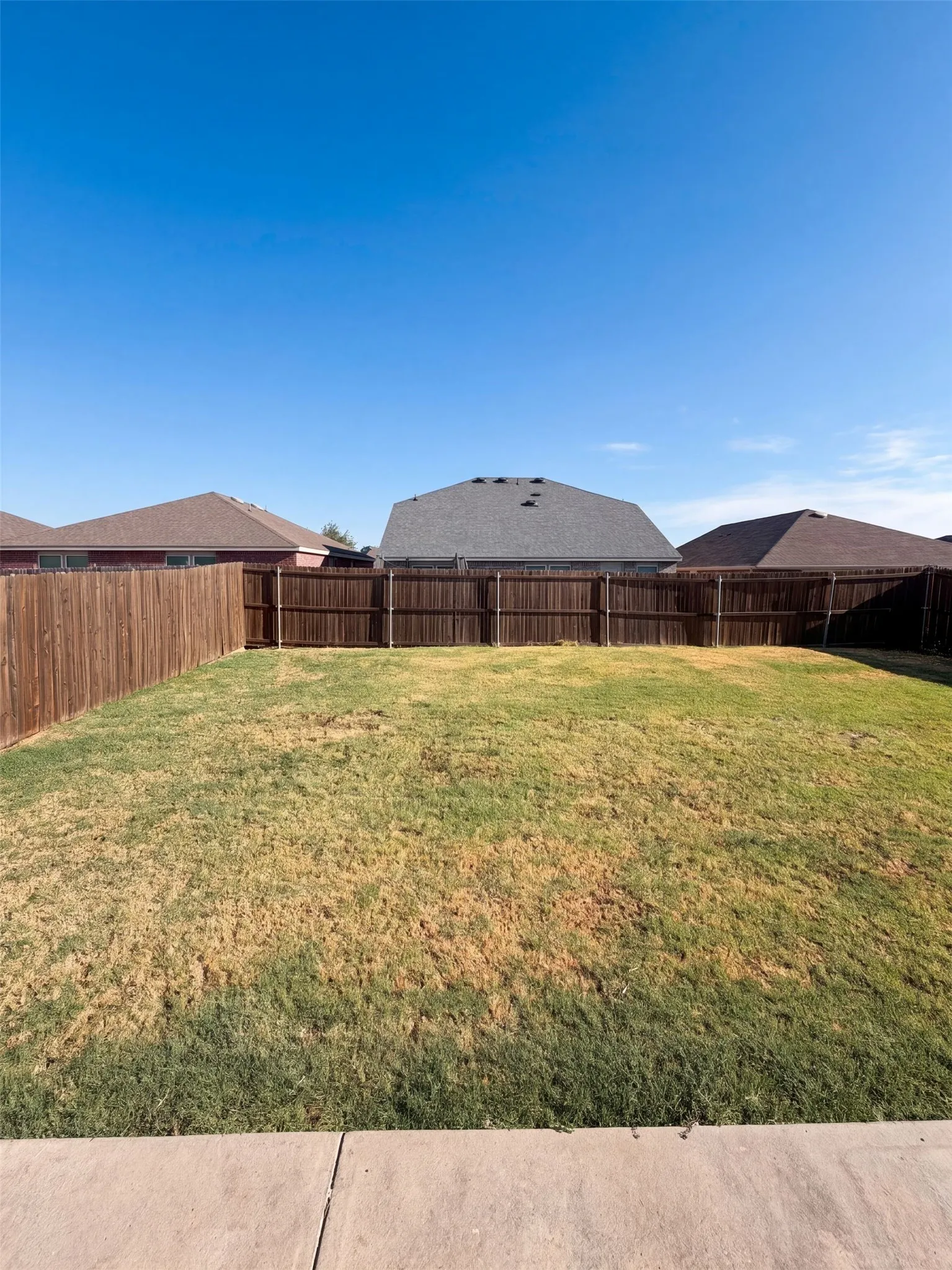 Single Family Residence For Sale in Denton County , 3029 Adrian Creek Drive, Little Elm, Texas 75068, 3 Bedroom, 2 Bathroom, 2 Garage spaces, 1,443 Sqft, built in 2016, mls#21391342, Real Estate Agent in Little Elm, Homes For Sale in Denton county, Homes For Sale in Little Elm, Realtor in Little Elm Texas, Real Estate Brokerage Independent Realty Texas, Luminita Cordes Realtor