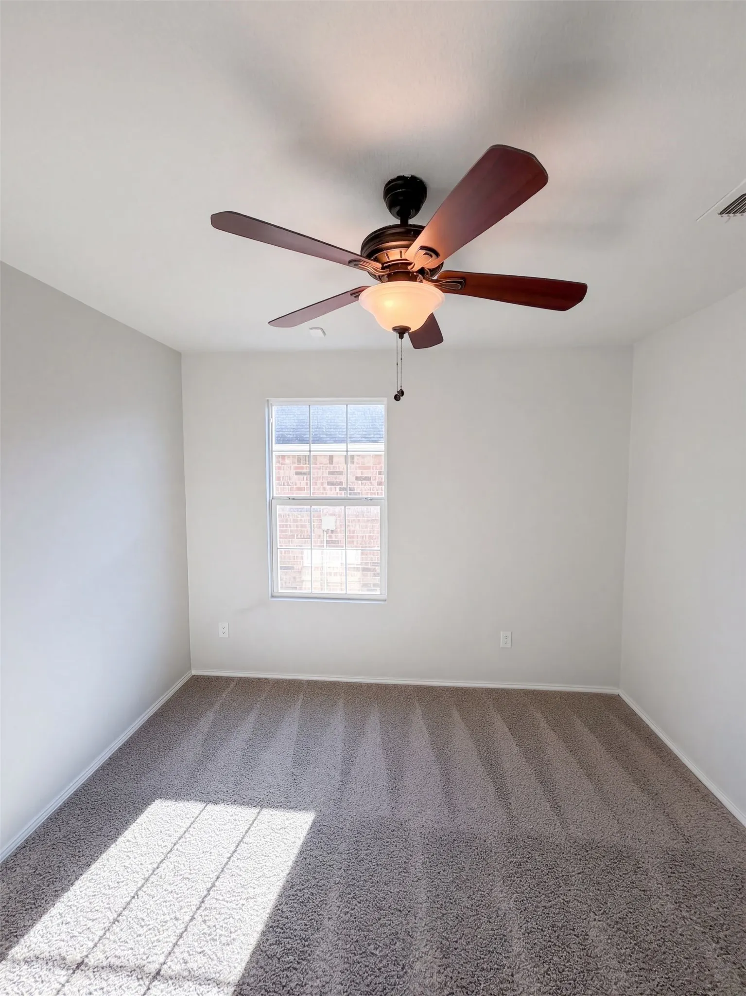 Single Family Residence For Sale in Denton County , 3029 Adrian Creek Drive, Little Elm, Texas 75068, 3 Bedroom, 2 Bathroom, 2 Garage spaces, 1,443 Sqft, built in 2016, mls#21391342, Real Estate Agent in Little Elm, Homes For Sale in Denton county, Homes For Sale in Little Elm, Realtor in Little Elm Texas, Real Estate Brokerage Independent Realty Texas, Luminita Cordes Realtor