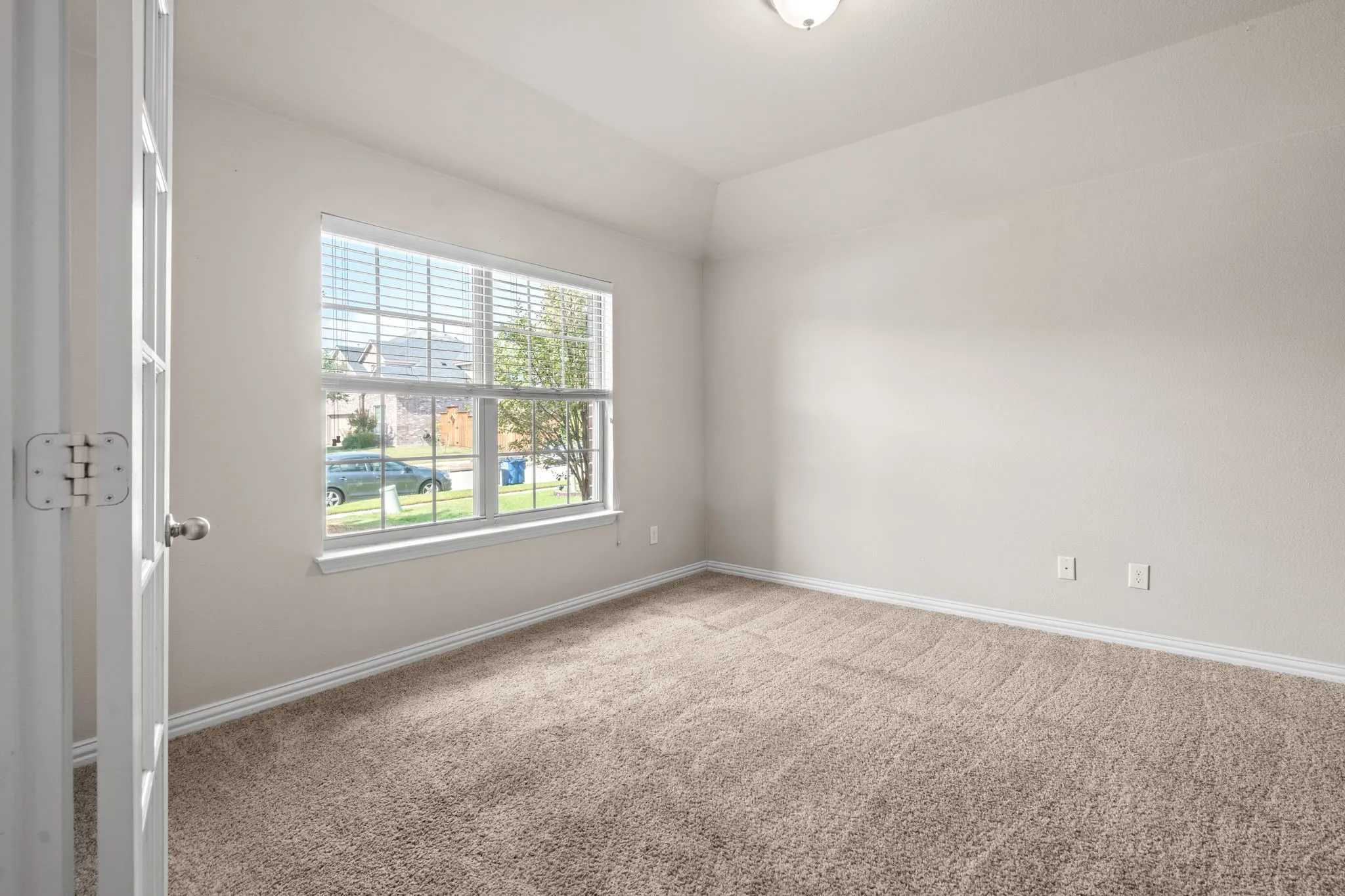 Single Family Residence For Rent in Denton County , 2640 Costa Mesa Drive, Little Elm, Texas 75068, 3 Bedroom, 2 Bathroom, 2 Garage spaces, 1,902 Sqft, built in 2013, mls#21385465, Real Estate Agent in Little Elm, Homes For Rent in Denton county, Homes For Rent in Little Elm, Realtor in Little Elm Texas, Real Estate Brokerage Independent Realty Texas, Luminita Cordes Realtor