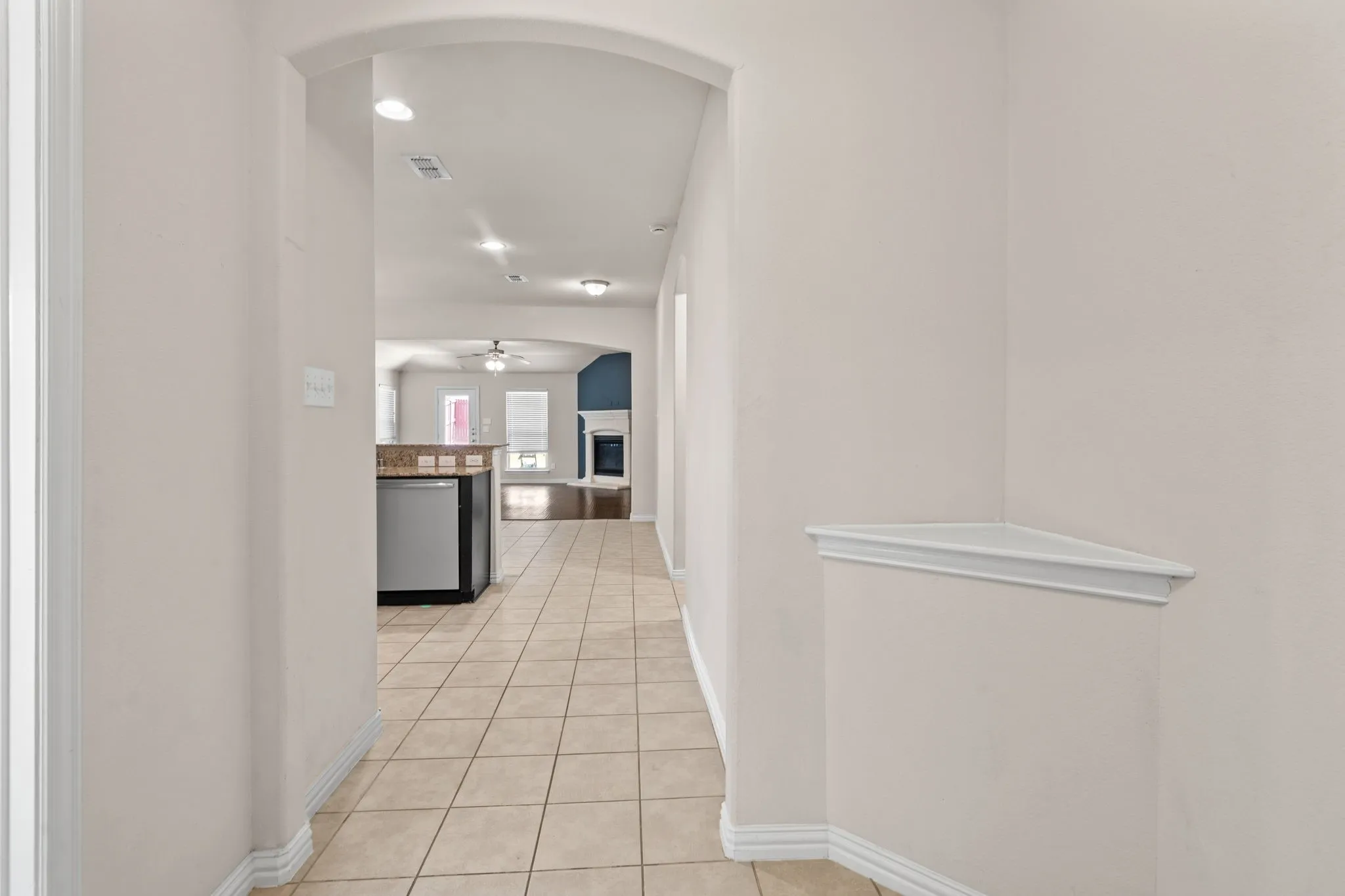 Single Family Residence For Rent in Denton County , 2640 Costa Mesa Drive, Little Elm, Texas 75068, 3 Bedroom, 2 Bathroom, 2 Garage spaces, 1,902 Sqft, built in 2013, mls#21385465, Real Estate Agent in Little Elm, Homes For Rent in Denton county, Homes For Rent in Little Elm, Realtor in Little Elm Texas, Real Estate Brokerage Independent Realty Texas, Luminita Cordes Realtor