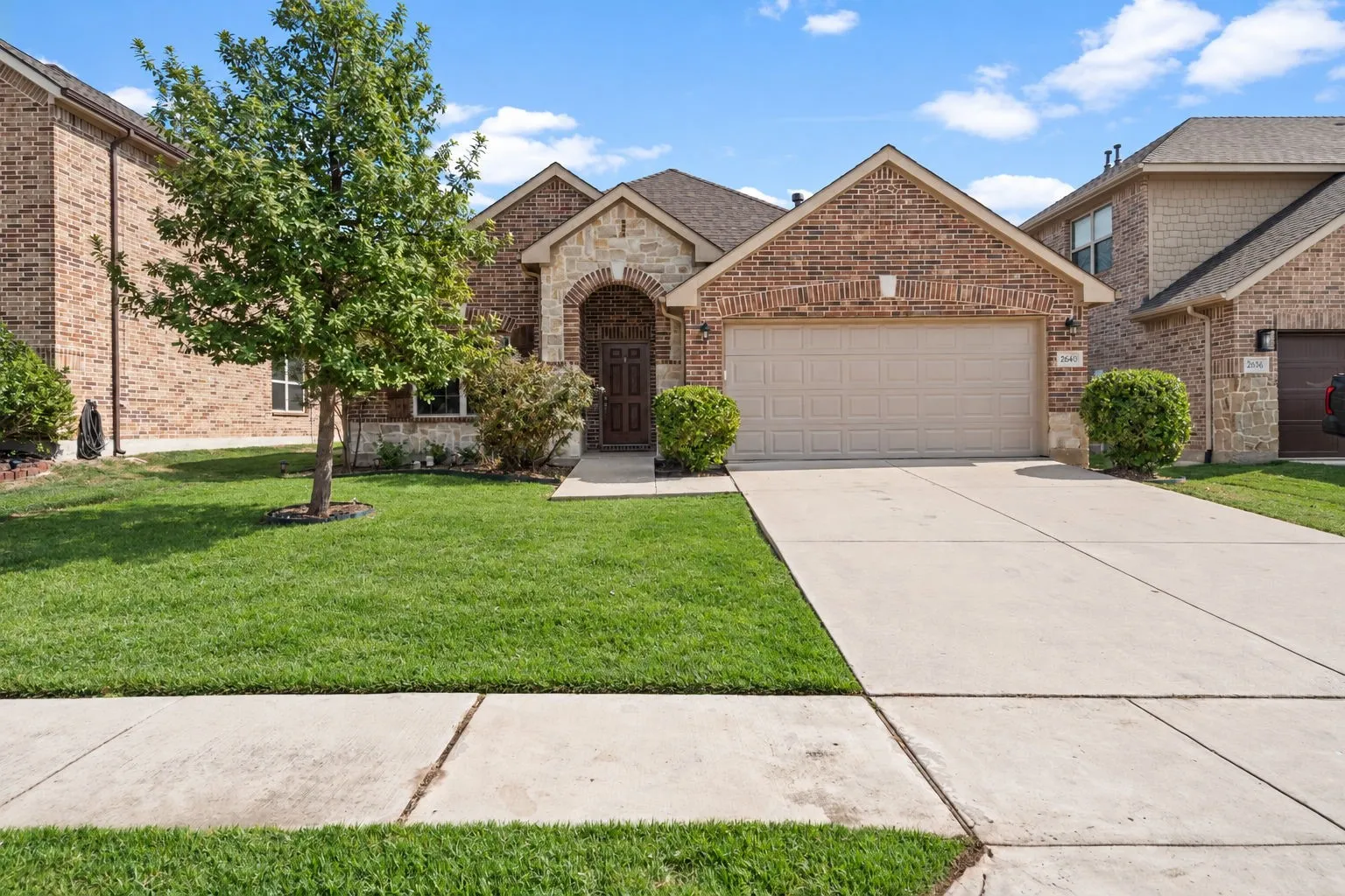 Single Family Residence For Rent