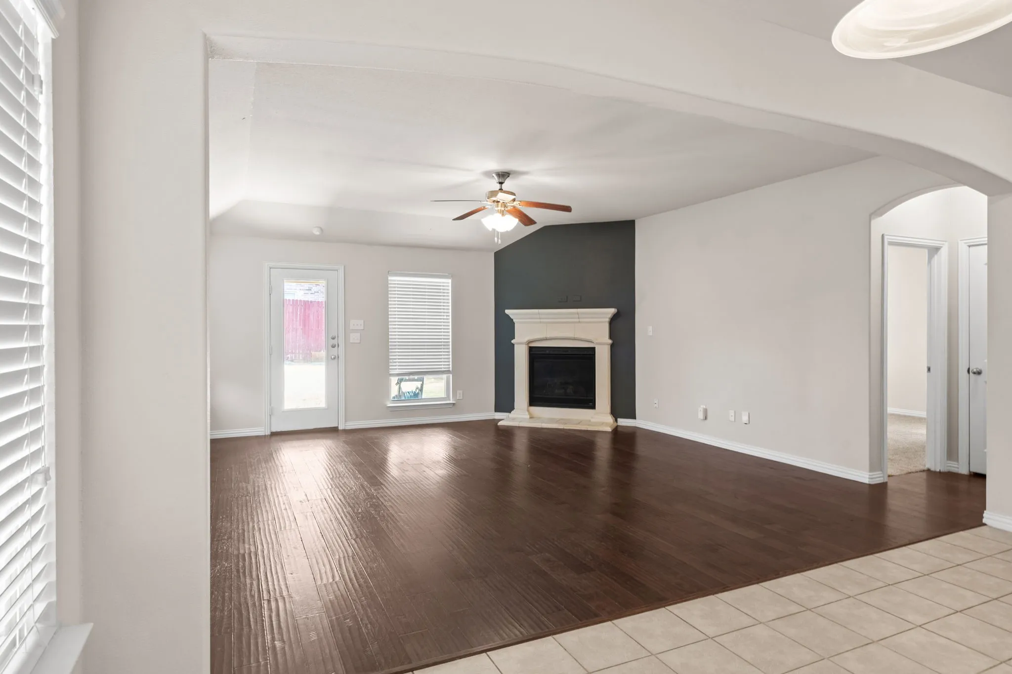 Single Family Residence For Rent in Denton County , 2640 Costa Mesa Drive, Little Elm, Texas 75068, 3 Bedroom, 2 Bathroom, 2 Garage spaces, 1,902 Sqft, built in 2013, mls#21385465, Real Estate Agent in Little Elm, Homes For Rent in Denton county, Homes For Rent in Little Elm, Realtor in Little Elm Texas, Real Estate Brokerage Independent Realty Texas, Luminita Cordes Realtor