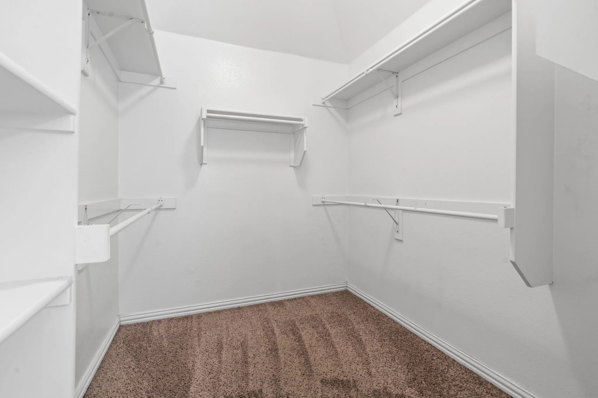 Single Family Residence For Rent in Denton County , 2640 Costa Mesa Drive, Little Elm, Texas 75068, 3 Bedroom, 2 Bathroom, 2 Garage spaces, 1,902 Sqft, built in 2013, mls#21385465, Real Estate Agent in Little Elm, Homes For Rent in Denton county, Homes For Rent in Little Elm, Realtor in Little Elm Texas, Real Estate Brokerage Independent Realty Texas, Luminita Cordes Realtor