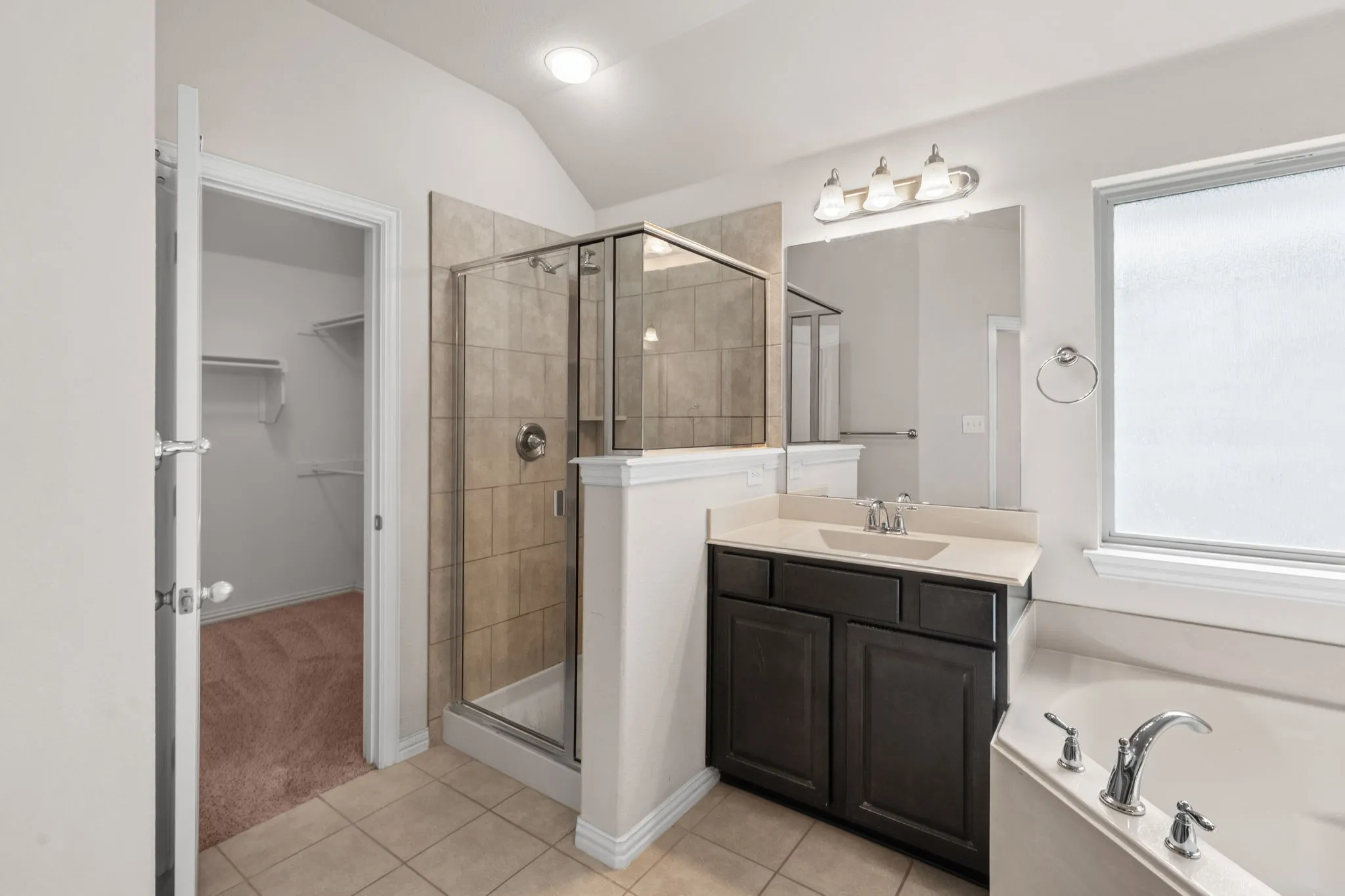 Single Family Residence For Rent in Denton County , 2640 Costa Mesa Drive, Little Elm, Texas 75068, 3 Bedroom, 2 Bathroom, 2 Garage spaces, 1,902 Sqft, built in 2013, mls#21385465, Real Estate Agent in Little Elm, Homes For Rent in Denton county, Homes For Rent in Little Elm, Realtor in Little Elm Texas, Real Estate Brokerage Independent Realty Texas, Luminita Cordes Realtor