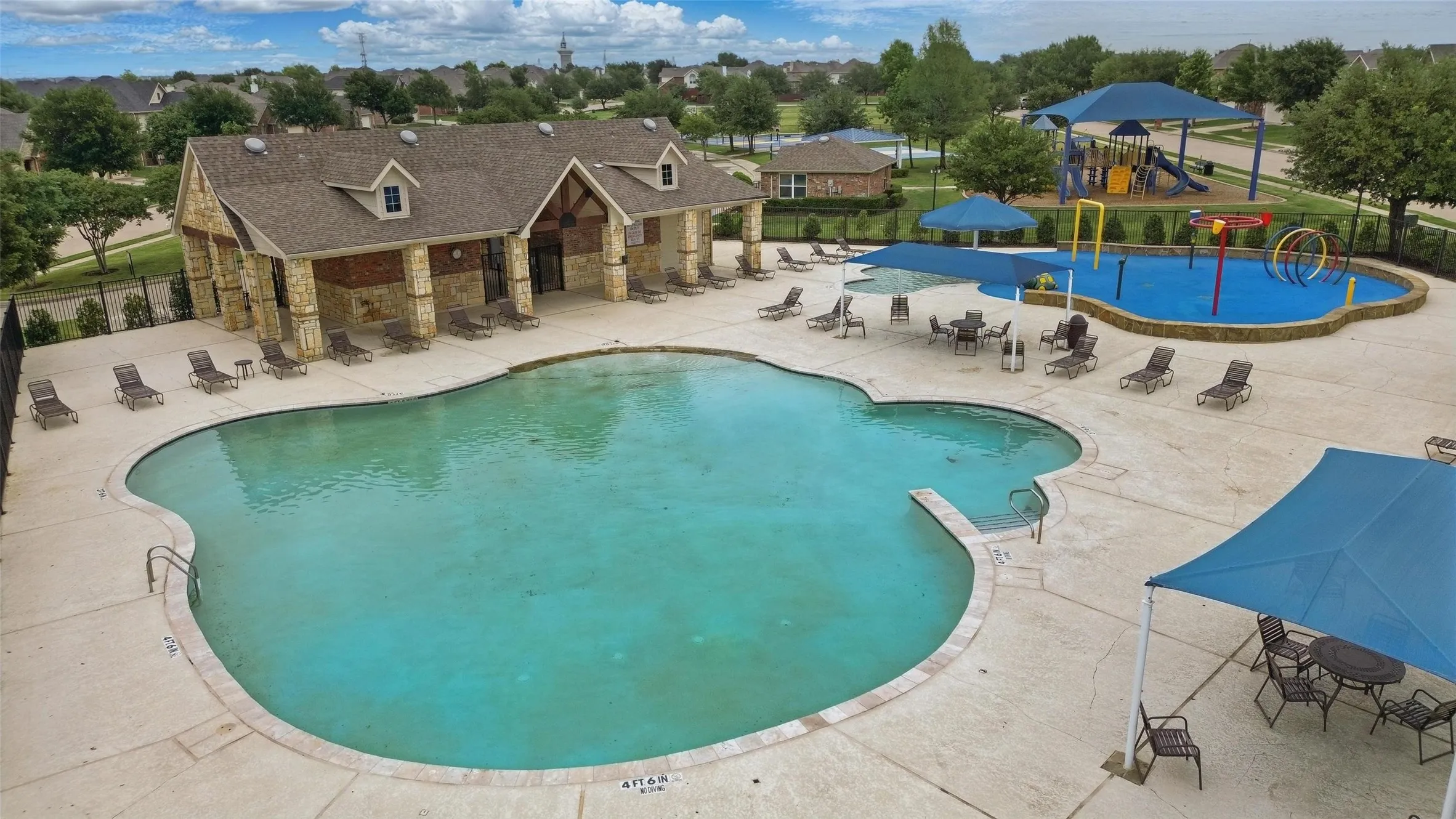 Single Family Residence For Rent in Denton County , 2640 Costa Mesa Drive, Little Elm, Texas 75068, 3 Bedroom, 2 Bathroom, 2 Garage spaces, 1,902 Sqft, built in 2013, mls#21385465, Real Estate Agent in Little Elm, Homes For Rent in Denton county, Homes For Rent in Little Elm, Realtor in Little Elm Texas, Real Estate Brokerage Independent Realty Texas, Luminita Cordes Realtor