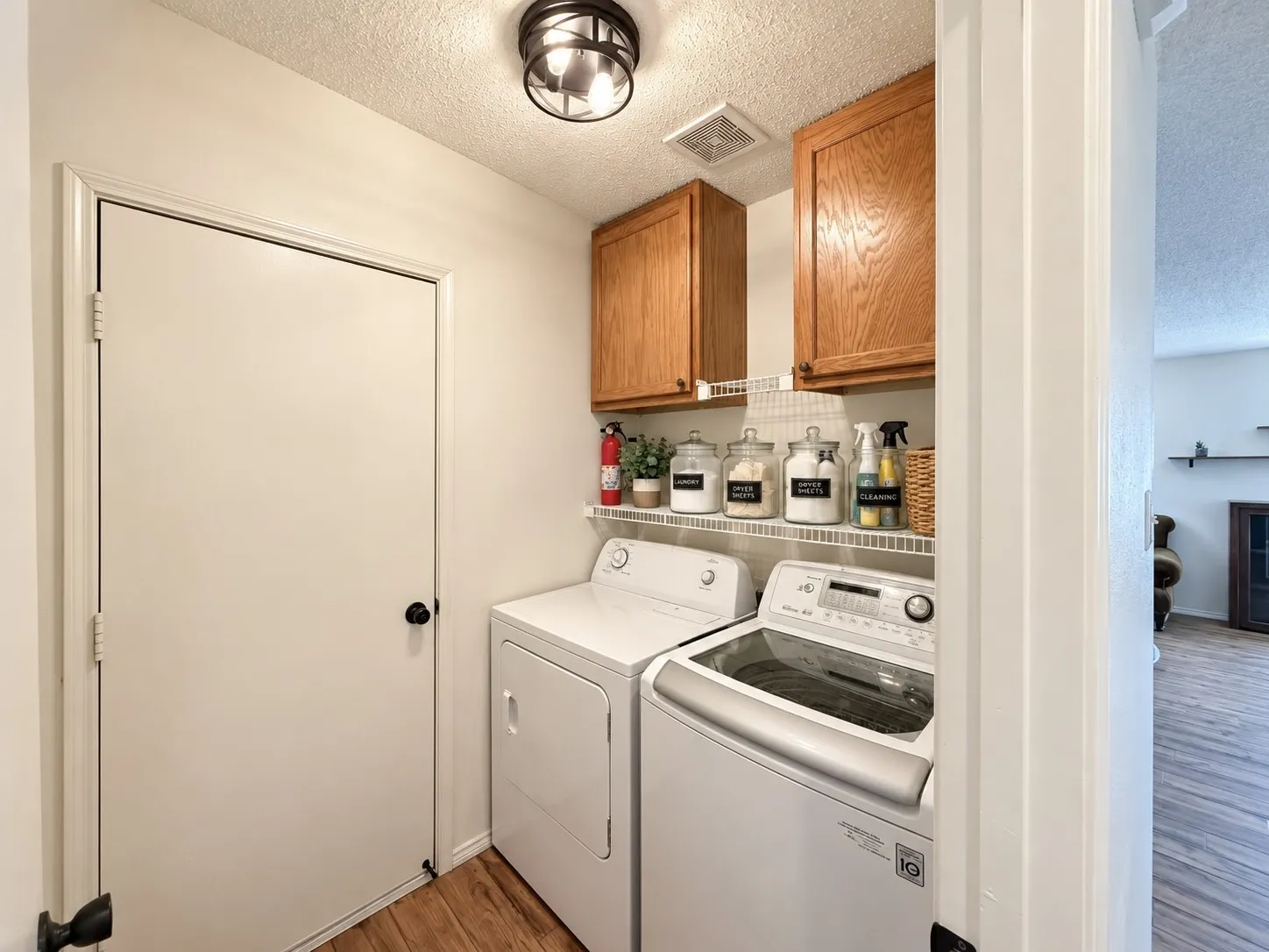 Single Family Residence For Sale in Denton County , 2708 Vasey Oak Drive, Little Elm, Texas 75068, 3 Bedroom, 2 Bathroom, 2 Garage spaces, 1,892 Sqft, built in 2002, mls#21391341, Real Estate Agent in Little Elm, Homes For Sale in Denton county, Homes For Sale in Little Elm, Realtor in Little Elm Texas, Real Estate Brokerage Independent Realty Texas, Luminita Cordes Realtor