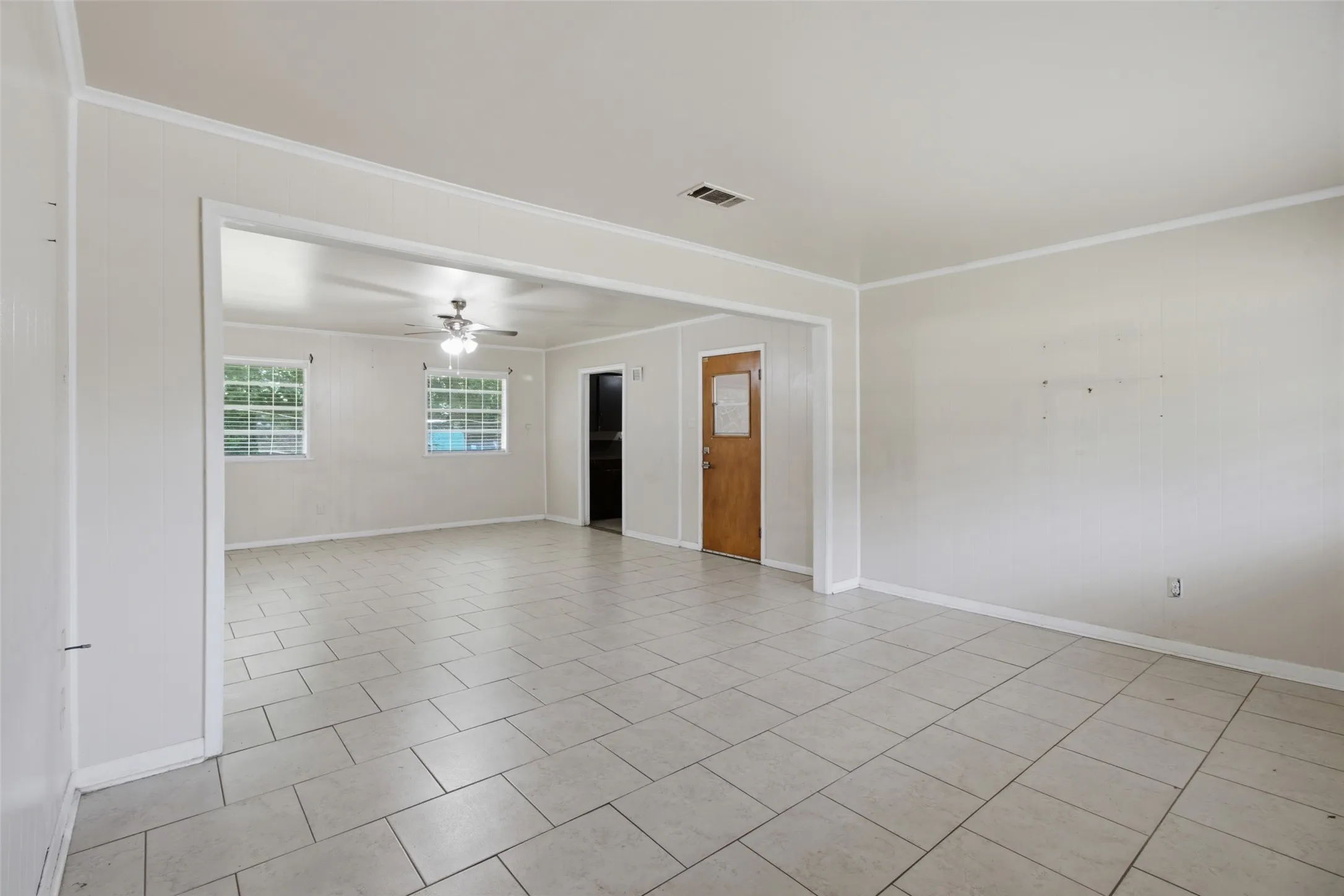 Empty room
