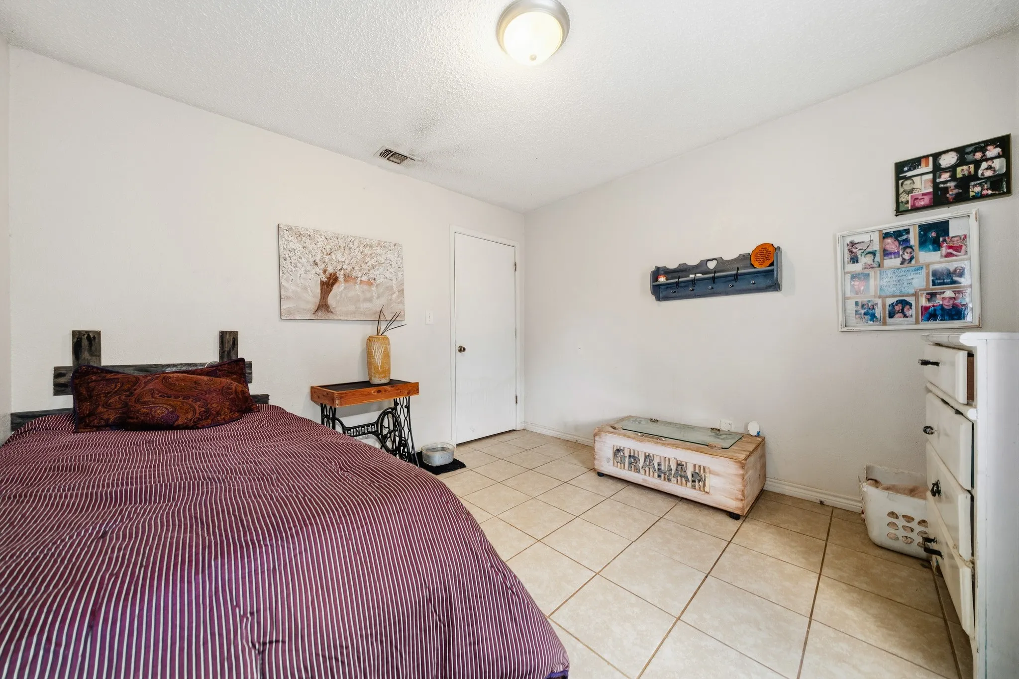 Single Family Residence For Sale in Hill County , 603 S Brazos Street, Whitney, Texas 76692, 4 Bedroom, 2 Bathroom, Garage spaces, 1,488 Sqft, built in 0, mls#21391267, Real Estate Agent in Whitney, Homes For Sale in Hill county, Homes For Sale in Whitney, Realtor in Whitney Texas, Real Estate Brokerage Independent Realty Texas, Luminita Cordes Realtor