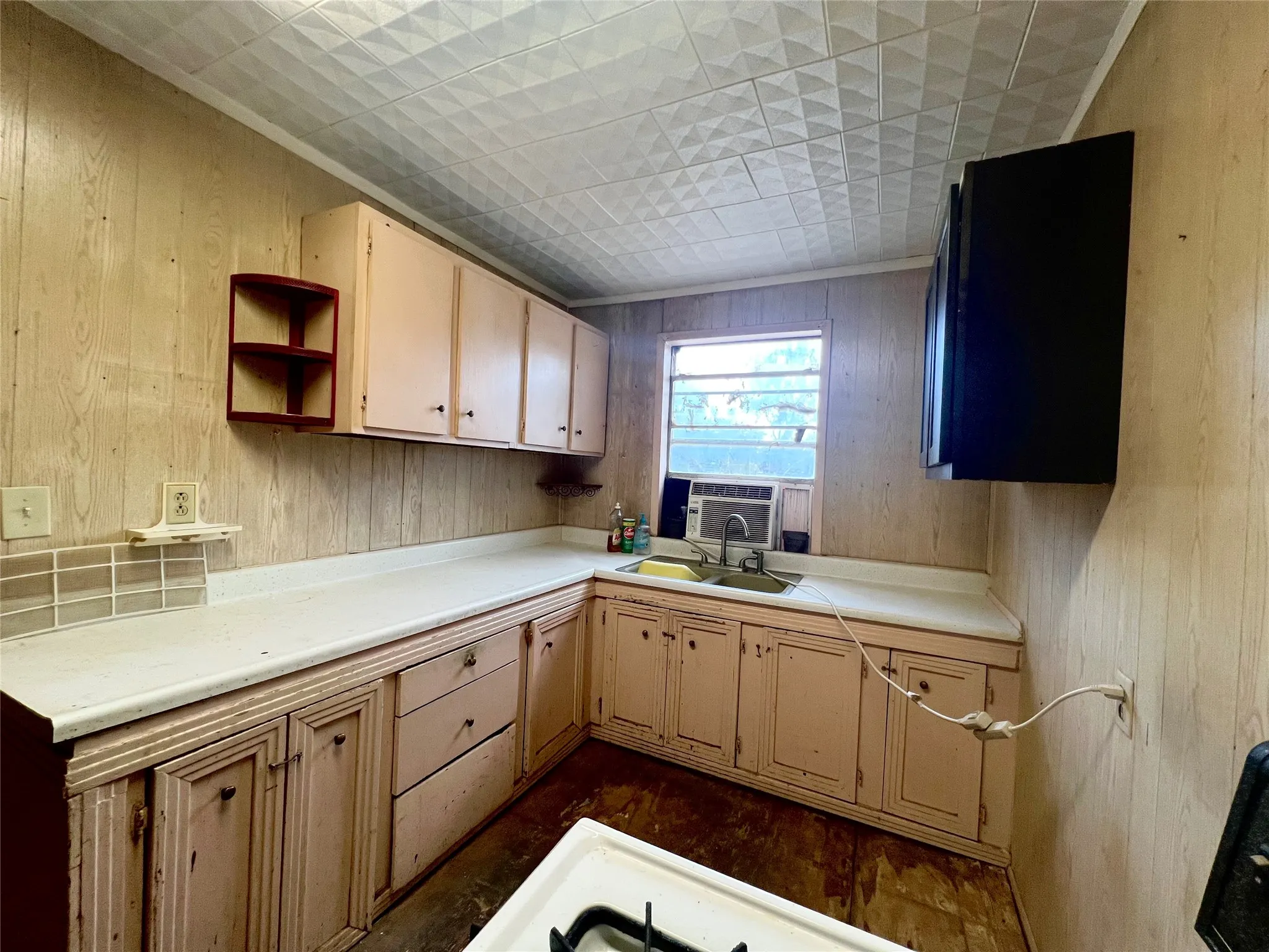 Single Family Residence For Sale in Brown County , 211 Lucas Drive, Early, Texas 76802, 3 Bedroom, 1 Bathroom, Garage spaces, 1,646 Sqft, built in 0, mls#21391322, Real Estate Agent in Early, Homes For Sale in Brown county, Homes For Sale in Early, Realtor in Early Texas, Real Estate Brokerage Independent Realty Texas, Luminita Cordes Realtor