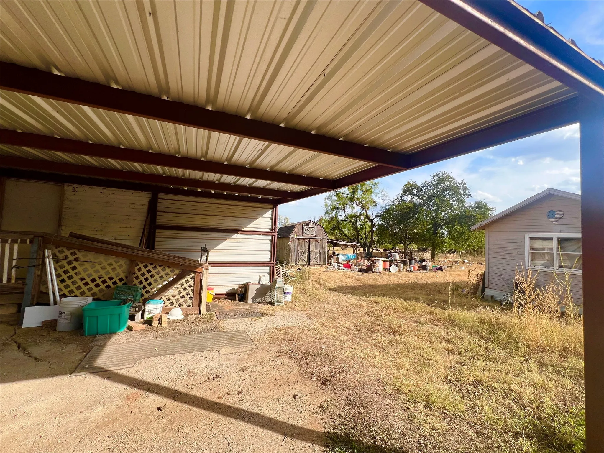 Single Family Residence For Sale in Brown County , 211 Lucas Drive, Early, Texas 76802, 3 Bedroom, 1 Bathroom, Garage spaces, 1,646 Sqft, built in 0, mls#21391322, Real Estate Agent in Early, Homes For Sale in Brown county, Homes For Sale in Early, Realtor in Early Texas, Real Estate Brokerage Independent Realty Texas, Luminita Cordes Realtor
