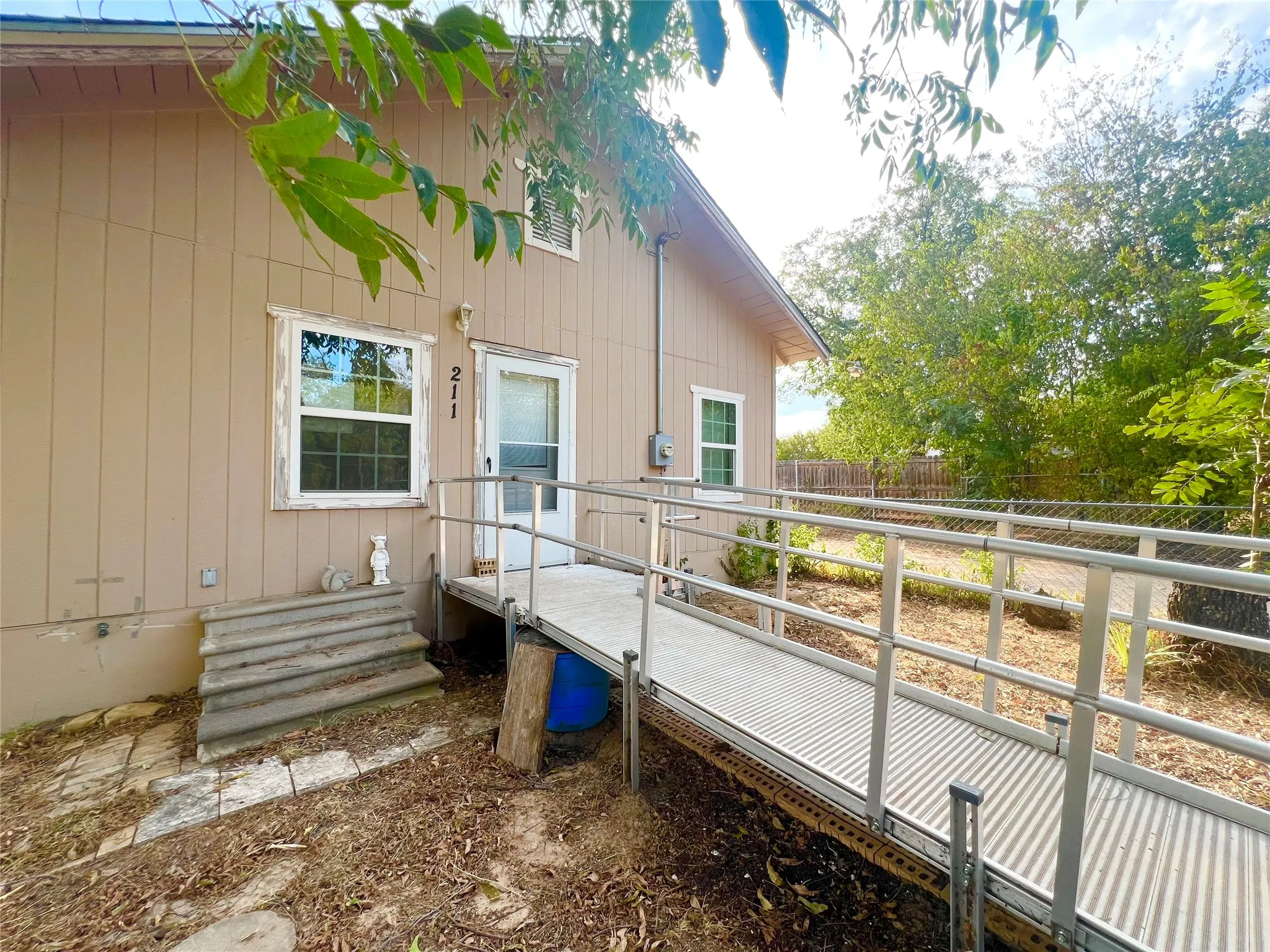 Single Family Residence For Sale in Brown County , 211 Lucas Drive, Early, Texas 76802, 3 Bedroom, 1 Bathroom, Garage spaces, 1,646 Sqft, built in 0, mls#21391322, Real Estate Agent in Early, Homes For Sale in Brown county, Homes For Sale in Early, Realtor in Early Texas, Real Estate Brokerage Independent Realty Texas, Luminita Cordes Realtor