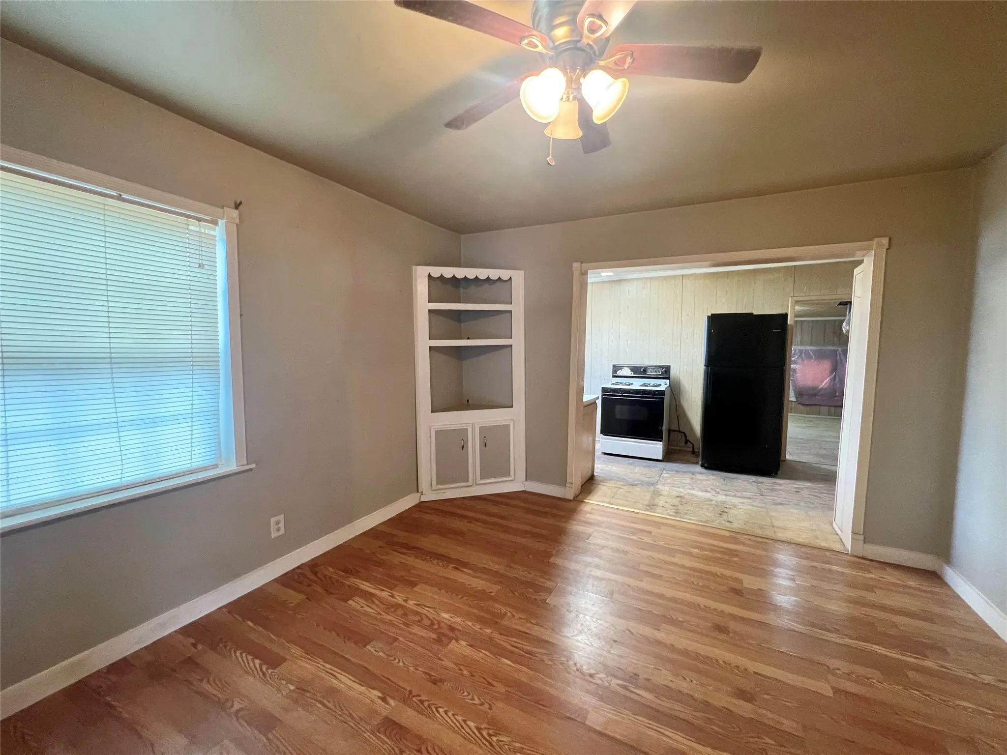 Single Family Residence For Sale in Brown County , 211 Lucas Drive, Early, Texas 76802, 3 Bedroom, 1 Bathroom, Garage spaces, 1,646 Sqft, built in 0, mls#21391322, Real Estate Agent in Early, Homes For Sale in Brown county, Homes For Sale in Early, Realtor in Early Texas, Real Estate Brokerage Independent Realty Texas, Luminita Cordes Realtor