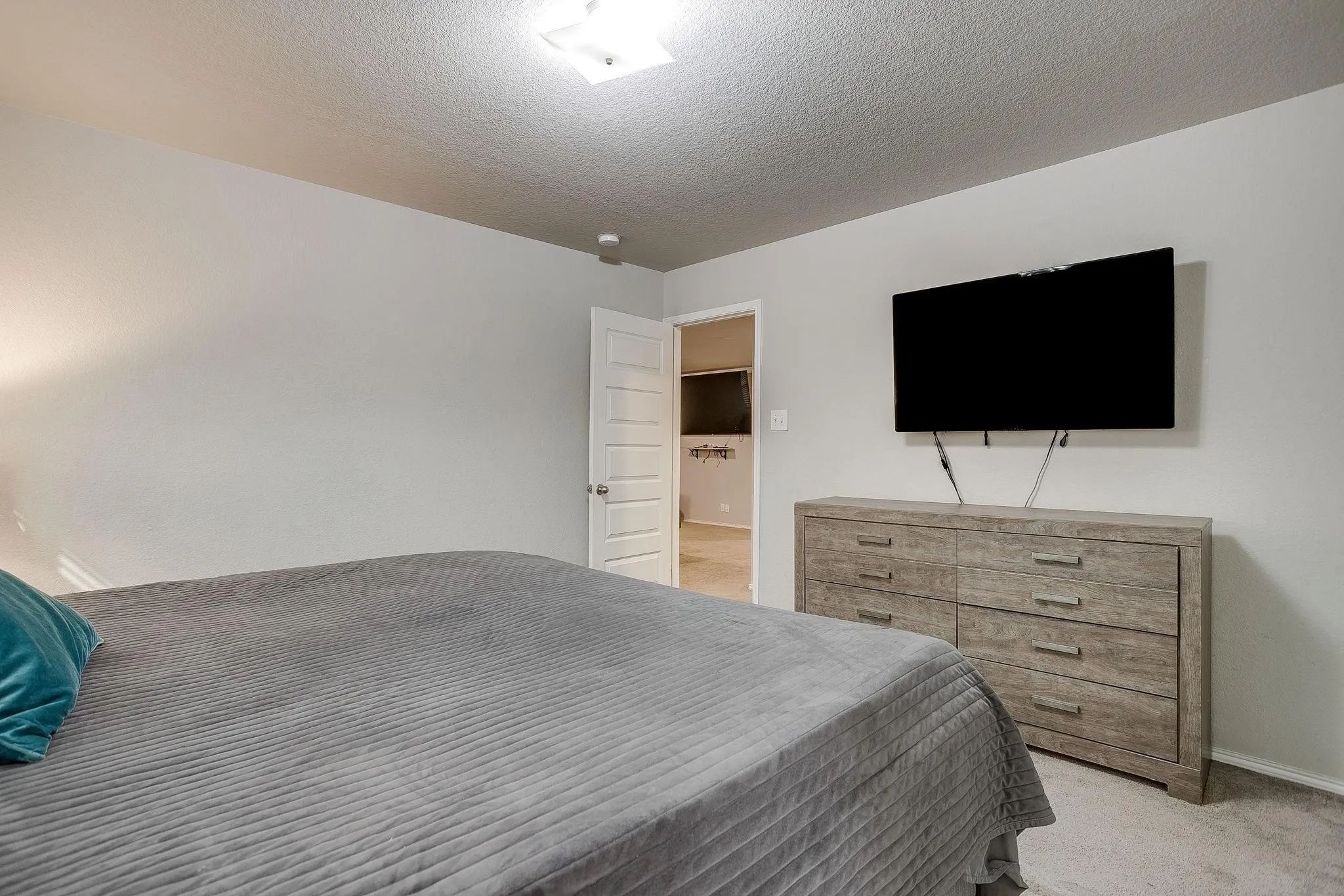 Single Family Residence For Sale in Tarrant County , 3033 Whitetail Chase Drive, Fort Worth, Texas 76108, 3 Bedroom, 2 Bathroom, 2 Garage spaces, 1,327 Sqft, built in 2019, mls#21385281, Real Estate Agent in Fort Worth, Homes For Sale in Tarrant county, Homes For Sale in Fort Worth, Realtor in Fort Worth Texas, Real Estate Brokerage Independent Realty Texas, Luminita Cordes Realtor