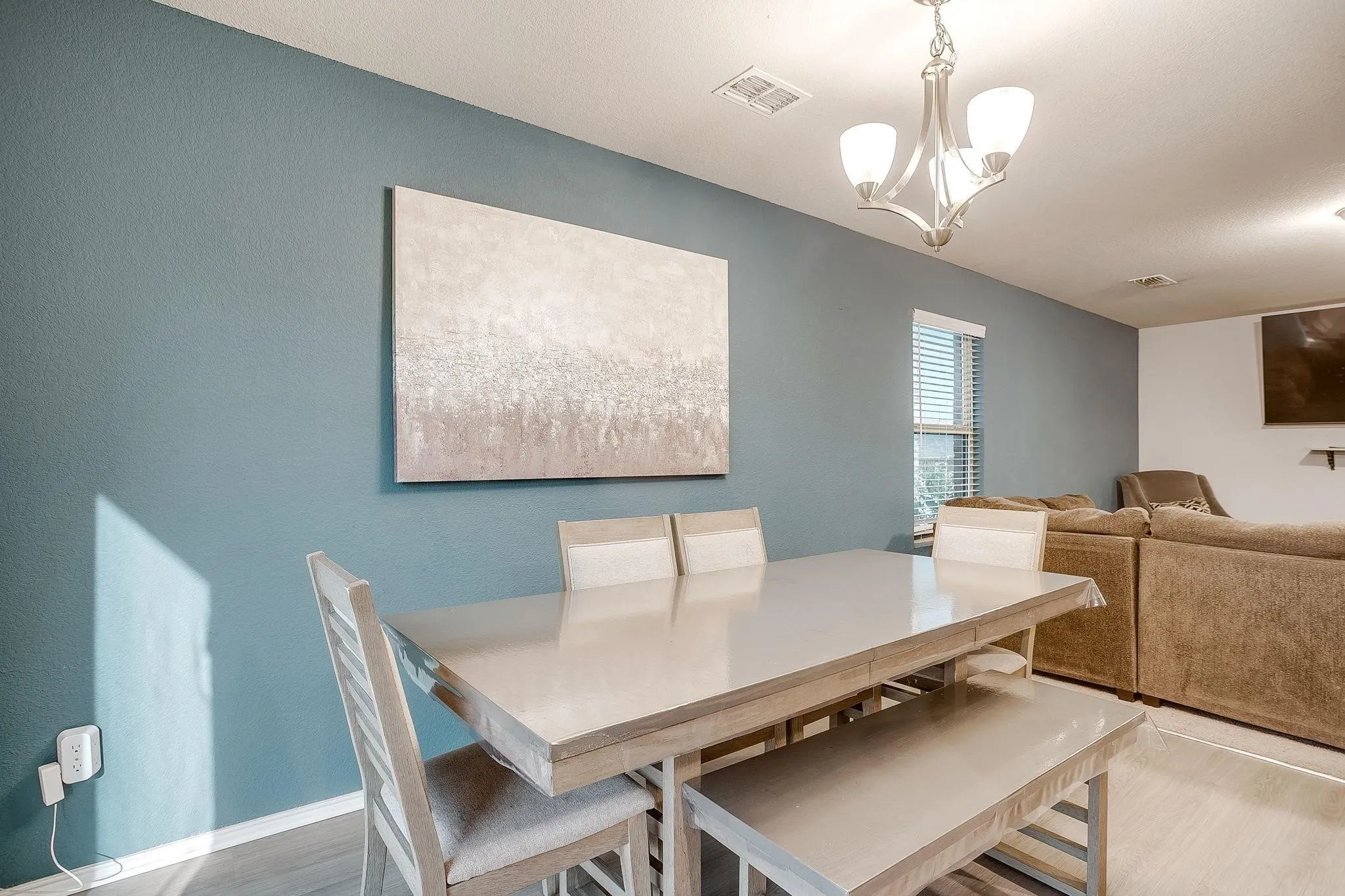 Single Family Residence For Sale in Tarrant County , 3033 Whitetail Chase Drive, Fort Worth, Texas 76108, 3 Bedroom, 2 Bathroom, 2 Garage spaces, 1,327 Sqft, built in 2019, mls#21385281, Real Estate Agent in Fort Worth, Homes For Sale in Tarrant county, Homes For Sale in Fort Worth, Realtor in Fort Worth Texas, Real Estate Brokerage Independent Realty Texas, Luminita Cordes Realtor