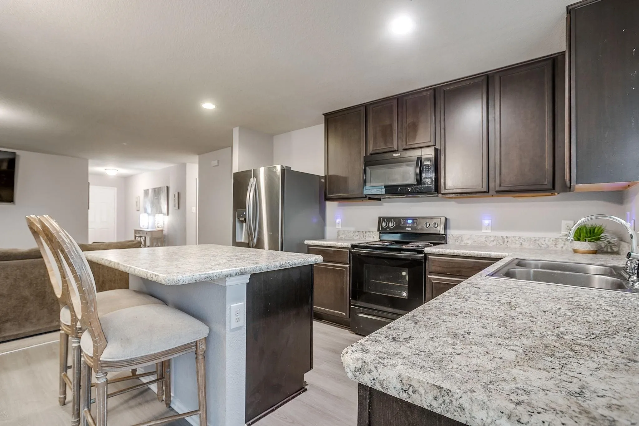 Single Family Residence For Sale in Tarrant County , 3033 Whitetail Chase Drive, Fort Worth, Texas 76108, 3 Bedroom, 2 Bathroom, 2 Garage spaces, 1,327 Sqft, built in 2019, mls#21385281, Real Estate Agent in Fort Worth, Homes For Sale in Tarrant county, Homes For Sale in Fort Worth, Realtor in Fort Worth Texas, Real Estate Brokerage Independent Realty Texas, Luminita Cordes Realtor