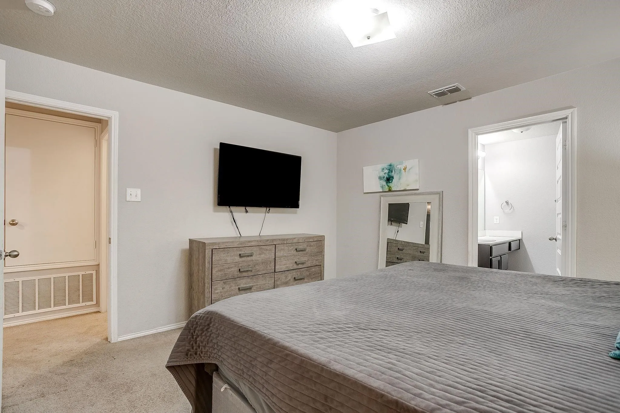 Single Family Residence For Sale in Tarrant County , 3033 Whitetail Chase Drive, Fort Worth, Texas 76108, 3 Bedroom, 2 Bathroom, 2 Garage spaces, 1,327 Sqft, built in 2019, mls#21385281, Real Estate Agent in Fort Worth, Homes For Sale in Tarrant county, Homes For Sale in Fort Worth, Realtor in Fort Worth Texas, Real Estate Brokerage Independent Realty Texas, Luminita Cordes Realtor