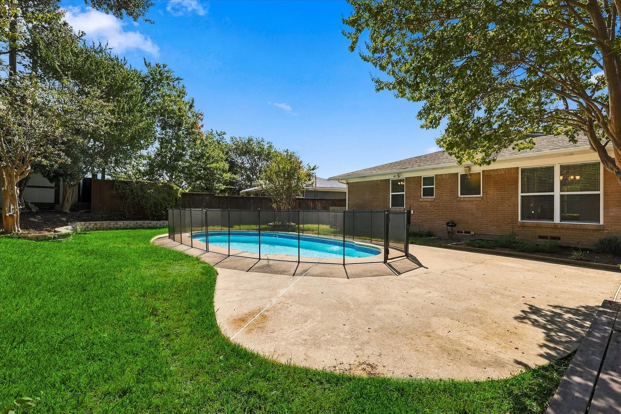 Single Family Residence For Sale in Dallas County , 8805 Westfield Drive, Dallas, Texas 75243, 3 Bedroom, 2 Bathroom, 2 Garage spaces, 1,388 Sqft, built in 1959, mls#21387227, Real Estate Agent in Dallas, Homes For Sale in Dallas county, Homes For Sale in Dallas, Realtor in Dallas Texas, Real Estate Brokerage Independent Realty Texas, Luminita Cordes Realtor