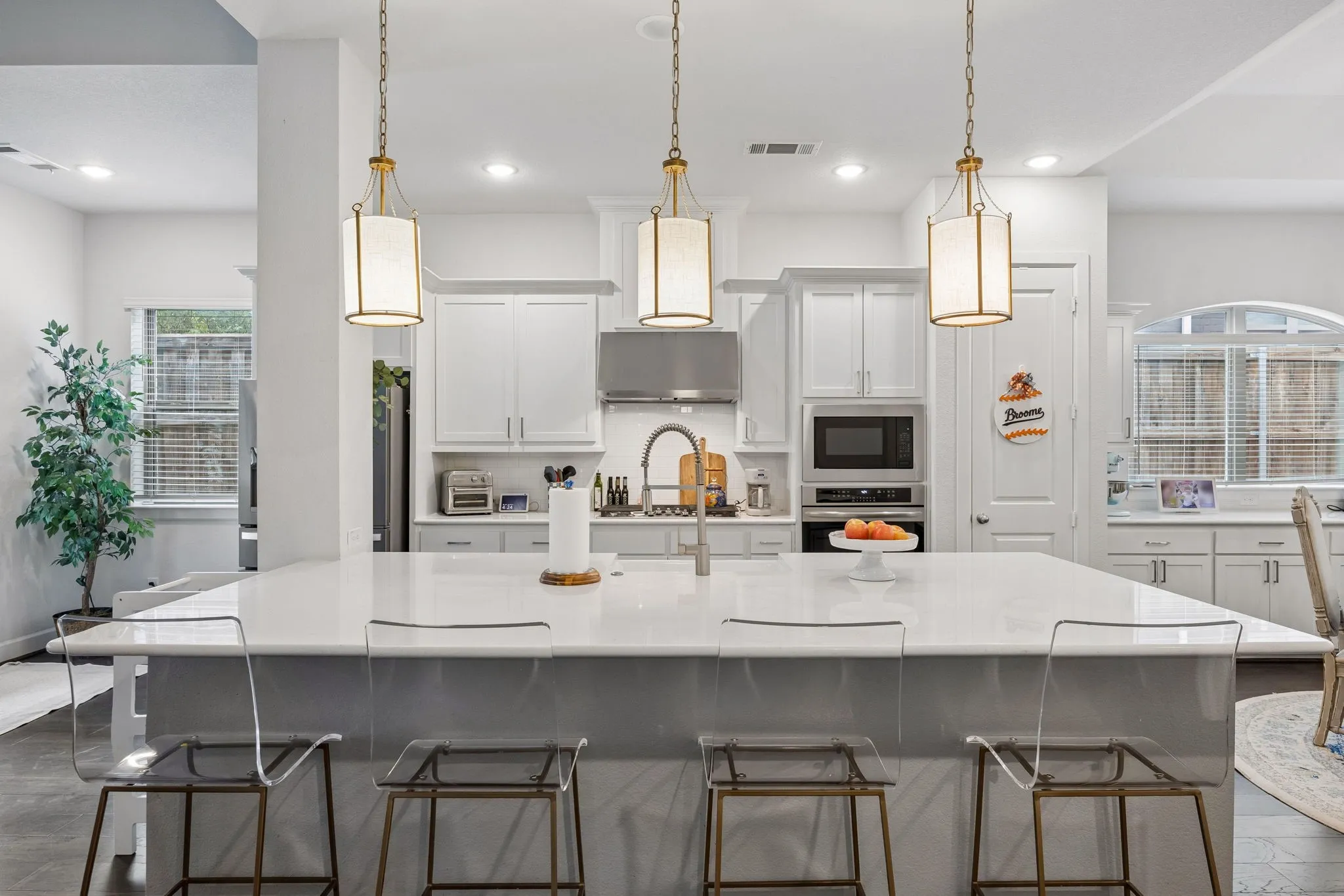 Single Family Residence For Rent in Parker County , 1916 Bending Oak Street, Fort Worth, Texas 76008, 4 Bedroom, 3 Bathroom, 2 Garage spaces, 2,660 Sqft, built in 2019, mls#21384696, Real Estate Agent in Fort Worth, Homes For Rent in Parker county, Homes For Rent in Fort Worth, Realtor in Fort Worth Texas, Real Estate Brokerage Independent Realty Texas, Luminita Cordes Realtor