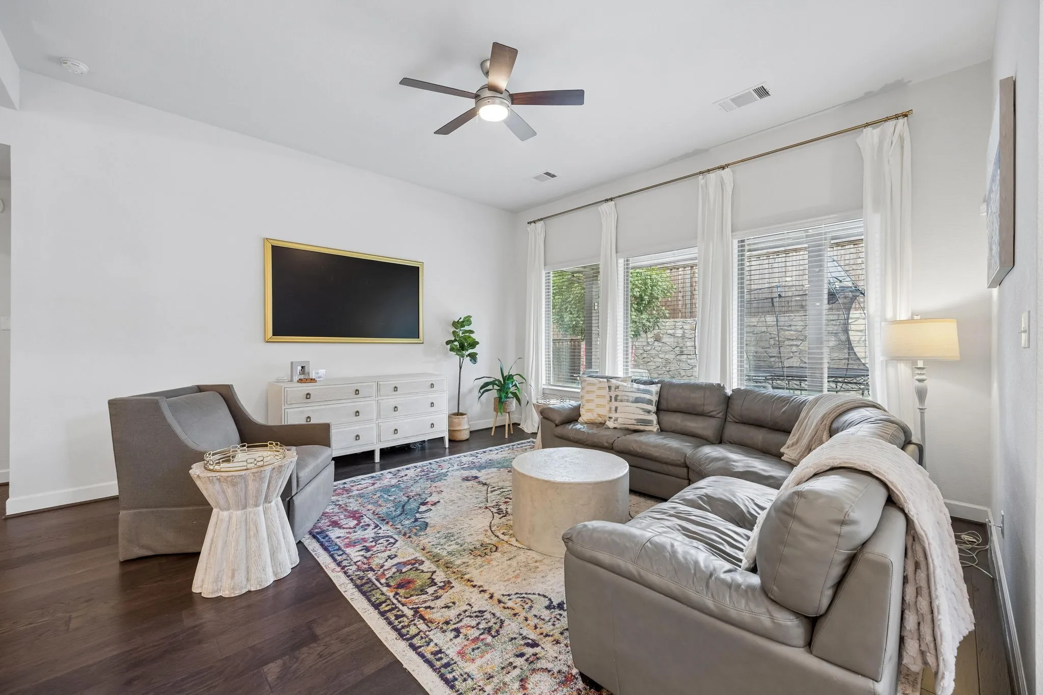 Single Family Residence For Rent in Parker County , 1916 Bending Oak Street, Fort Worth, Texas 76008, 4 Bedroom, 3 Bathroom, 2 Garage spaces, 2,660 Sqft, built in 2019, mls#21384696, Real Estate Agent in Fort Worth, Homes For Rent in Parker county, Homes For Rent in Fort Worth, Realtor in Fort Worth Texas, Real Estate Brokerage Independent Realty Texas, Luminita Cordes Realtor