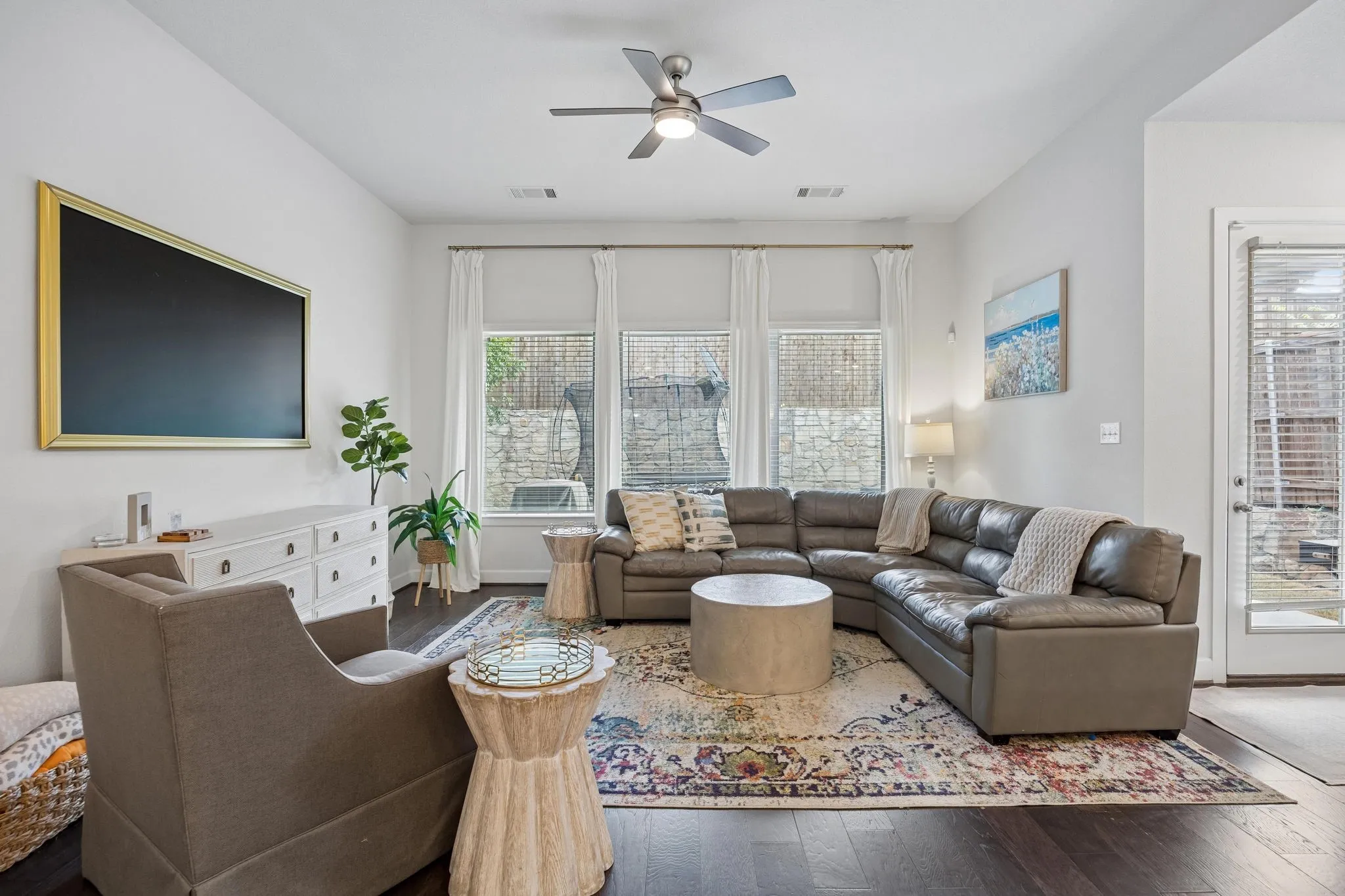 Single Family Residence For Rent in Parker County , 1916 Bending Oak Street, Fort Worth, Texas 76008, 4 Bedroom, 3 Bathroom, 2 Garage spaces, 2,660 Sqft, built in 2019, mls#21384696, Real Estate Agent in Fort Worth, Homes For Rent in Parker county, Homes For Rent in Fort Worth, Realtor in Fort Worth Texas, Real Estate Brokerage Independent Realty Texas, Luminita Cordes Realtor