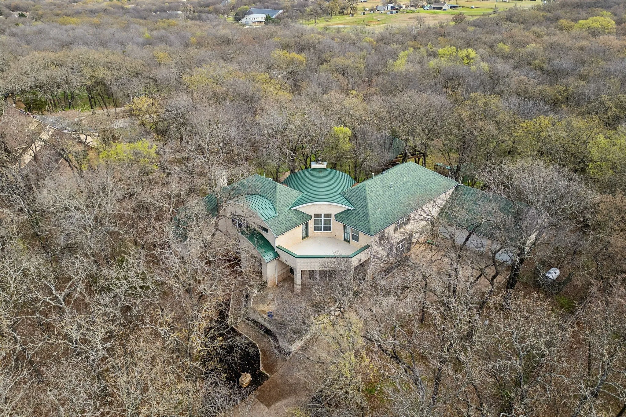 Single Family Residence For Sale in Denton County , 611 Alexandrite Drive, Oak Point, Texas 75068, 6 Bedroom, 5 Bathroom, 3 Garage spaces, 4,316 Sqft, built in 1998, mls#21391360, Real Estate Agent in Oak Point, Homes For Sale in Denton county, Homes For Sale in Oak Point, Realtor in Oak Point Texas, Real Estate Brokerage Independent Realty Texas, Luminita Cordes Realtor