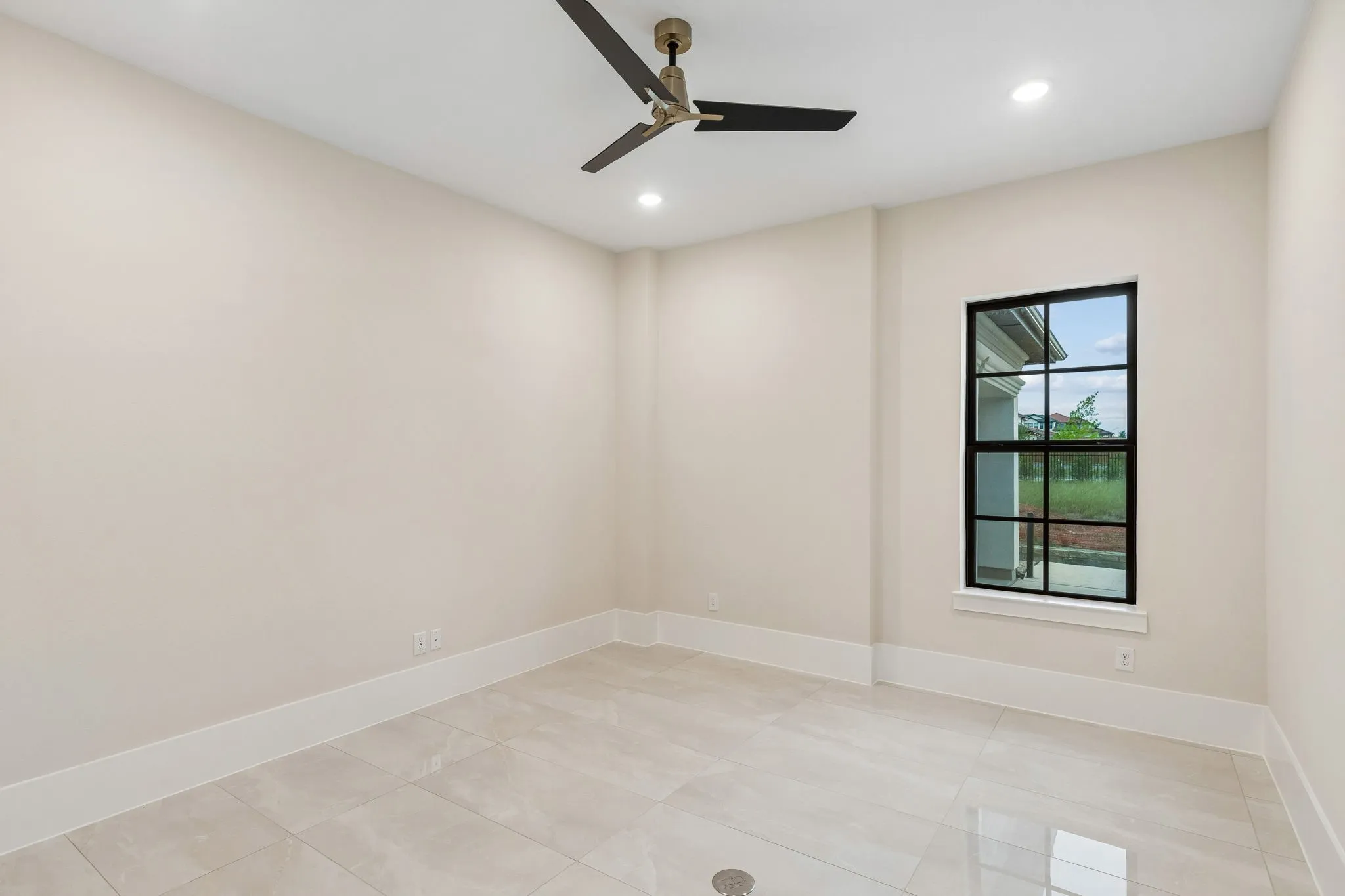 Single Family Residence For Sale in Denton County , 4202 Cranbrook Drive, Frisco, Texas 75033, 5 Bedroom, 6 Bathroom, 3 Garage spaces, 4,740 Sqft, built in 2025, mls#21391105, Real Estate Agent in Frisco, Homes For Sale in Denton county, Homes For Sale in Frisco, Realtor in Frisco Texas, Real Estate Brokerage Independent Realty Texas, Luminita Cordes Realtor