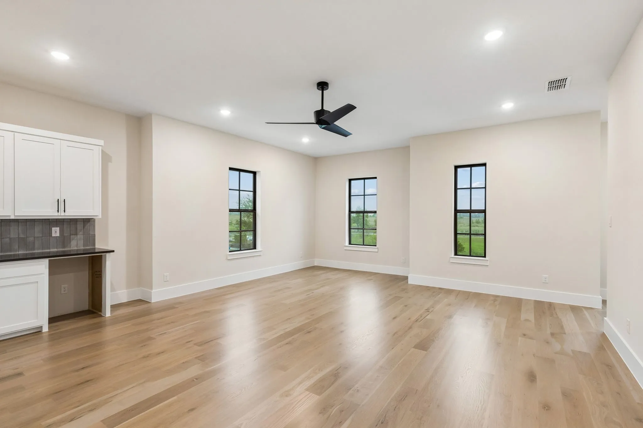 Single Family Residence For Sale in Denton County , 4202 Cranbrook Drive, Frisco, Texas 75033, 5 Bedroom, 6 Bathroom, 3 Garage spaces, 4,740 Sqft, built in 2025, mls#21391105, Real Estate Agent in Frisco, Homes For Sale in Denton county, Homes For Sale in Frisco, Realtor in Frisco Texas, Real Estate Brokerage Independent Realty Texas, Luminita Cordes Realtor