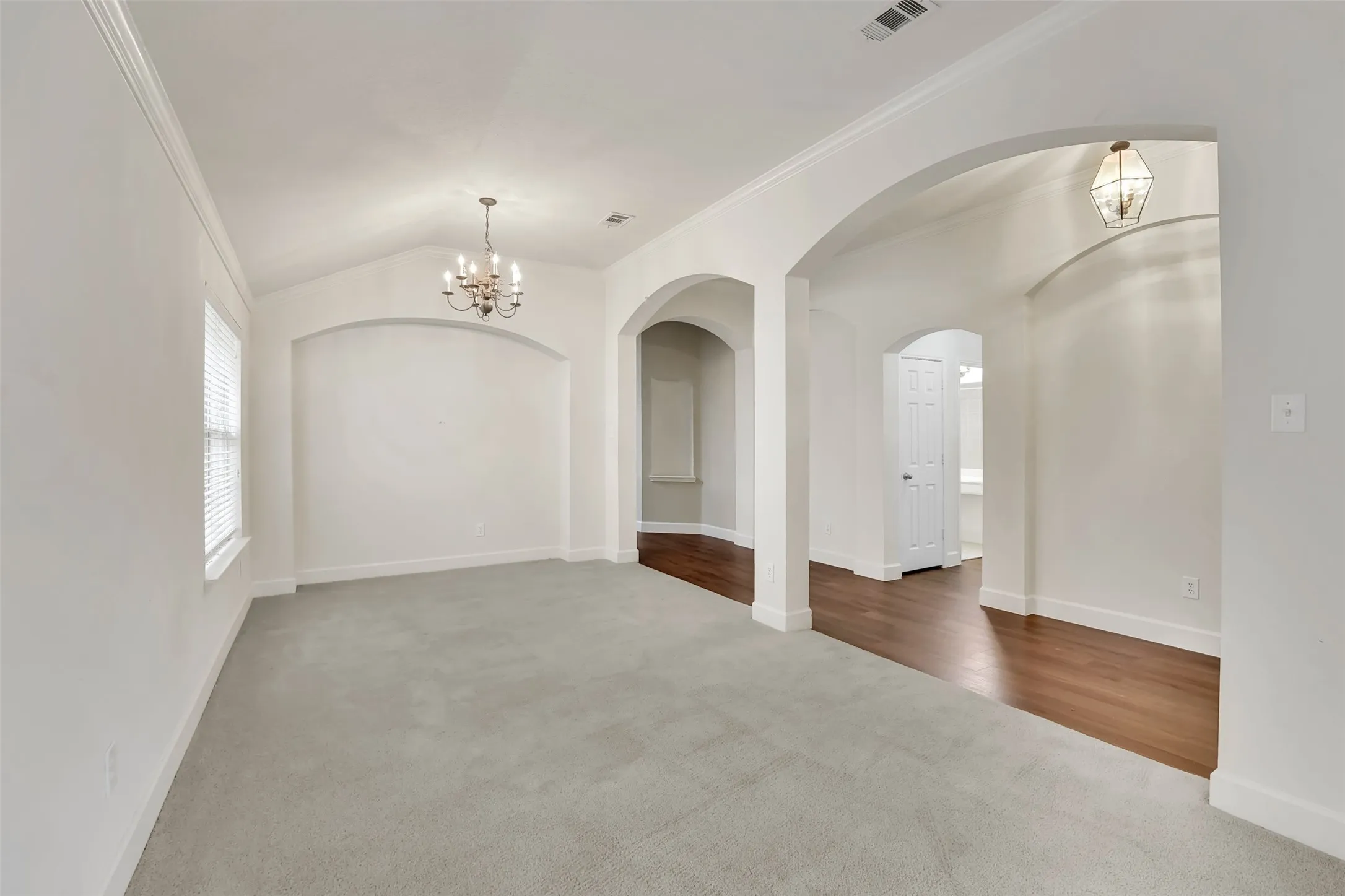 Single Family Residence For Rent in Denton County , 12618 Red Hawk Drive, Frisco, Texas 75033, 4 Bedroom, 2 Bathroom, 2 Garage spaces, 2,236 Sqft, built in 2003, mls#21391370, Real Estate Agent in Frisco, Homes For Rent in Denton county, Homes For Rent in Frisco, Realtor in Frisco Texas, Real Estate Brokerage Independent Realty Texas, Luminita Cordes Realtor