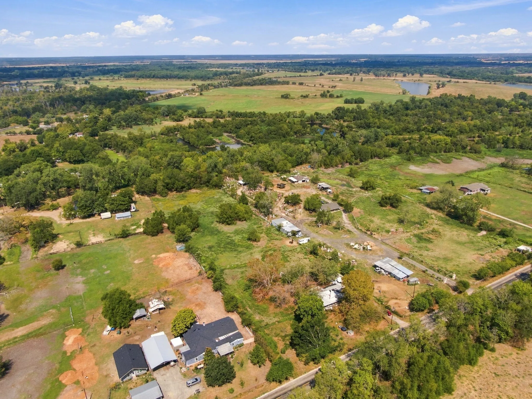 Mobile Home For Sale in Dallas County , 1510 Davis Road, Seagoville, Texas 75159, 3 Bedroom, 2 Bathroom, Garage spaces, 1,600 Sqft, built in 1984, mls#21391364, Real Estate Agent in Seagoville, Homes For Sale in Dallas county, Homes For Sale in Seagoville, Realtor in Seagoville Texas, Real Estate Brokerage Independent Realty Texas, Luminita Cordes Realtor