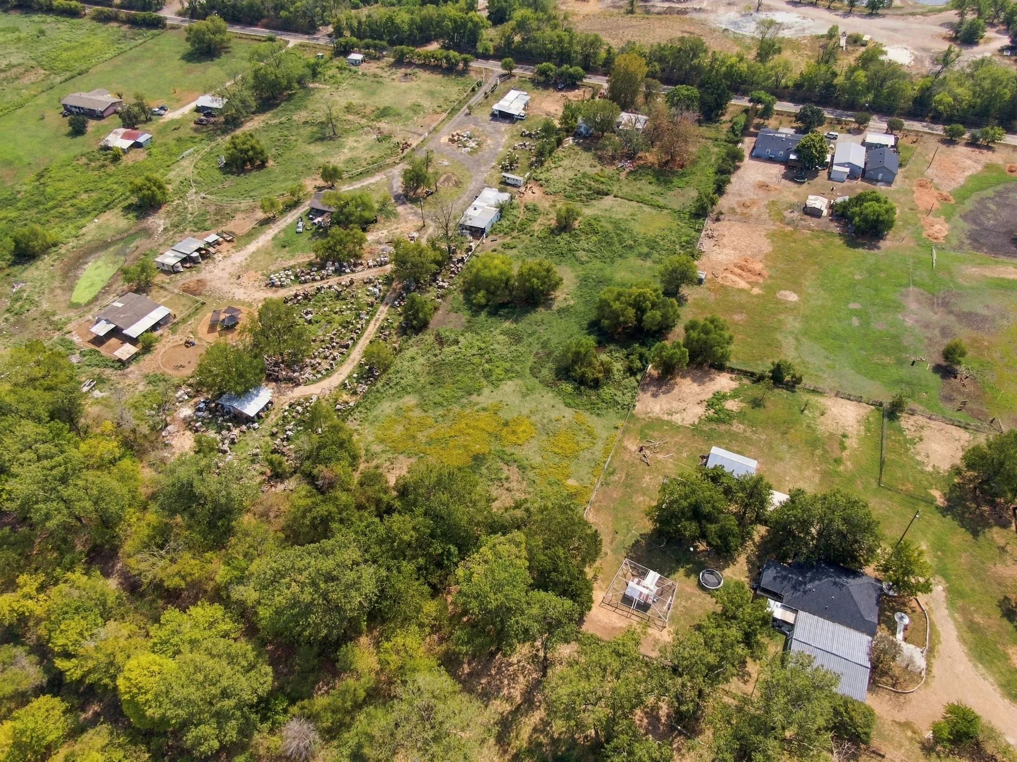 Mobile Home For Sale in Dallas County , 1510 Davis Road, Seagoville, Texas 75159, 3 Bedroom, 2 Bathroom, Garage spaces, 1,600 Sqft, built in 1984, mls#21391364, Real Estate Agent in Seagoville, Homes For Sale in Dallas county, Homes For Sale in Seagoville, Realtor in Seagoville Texas, Real Estate Brokerage Independent Realty Texas, Luminita Cordes Realtor