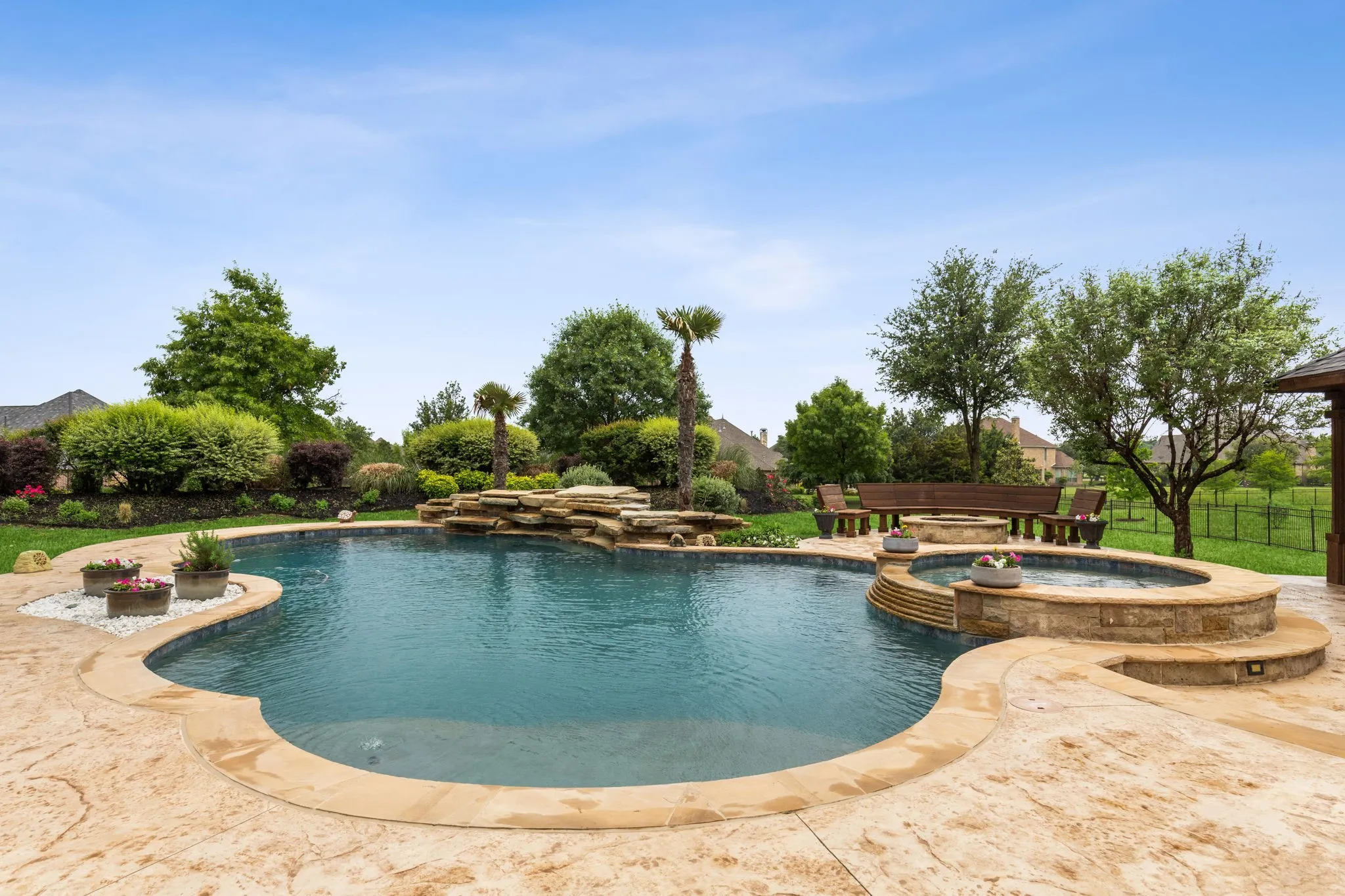 Single Family Residence For Sale in Denton County , 5501 Lake Geneva Court, Flower Mound, Texas 75022, 4 Bedroom, 6 Bathroom, 3 Garage spaces, 5,491 Sqft, built in 2010, mls#21391303, Real Estate Agent in Flower Mound, Homes For Sale in Denton county, Homes For Sale in Flower Mound, Realtor in Flower Mound Texas, Real Estate Brokerage Independent Realty Texas, Luminita Cordes Realtor