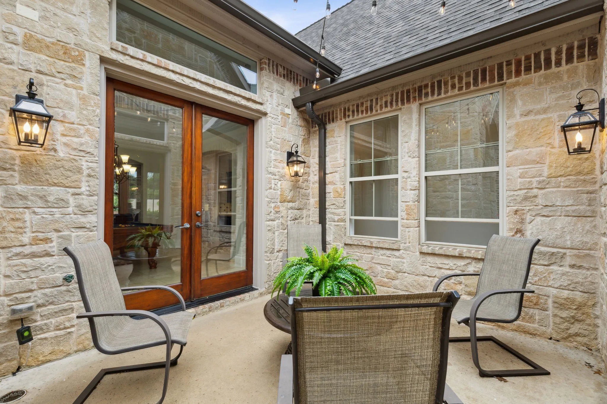 Single Family Residence For Sale in Denton County , 5501 Lake Geneva Court, Flower Mound, Texas 75022, 4 Bedroom, 6 Bathroom, 3 Garage spaces, 5,491 Sqft, built in 2010, mls#21391303, Real Estate Agent in Flower Mound, Homes For Sale in Denton county, Homes For Sale in Flower Mound, Realtor in Flower Mound Texas, Real Estate Brokerage Independent Realty Texas, Luminita Cordes Realtor